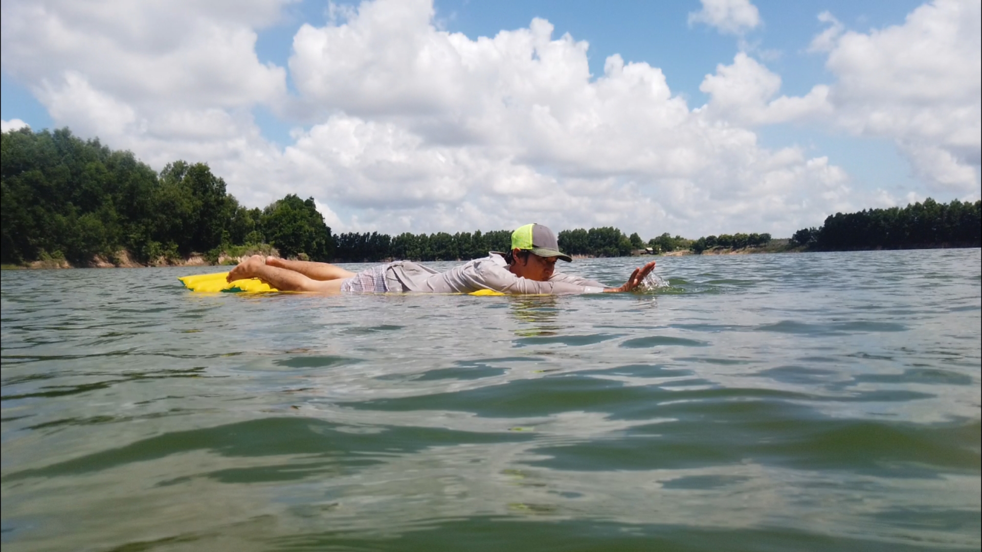 Review một chiếc hồ siêu siêu đẹp, cách Sài Gòn chỉ 40km.