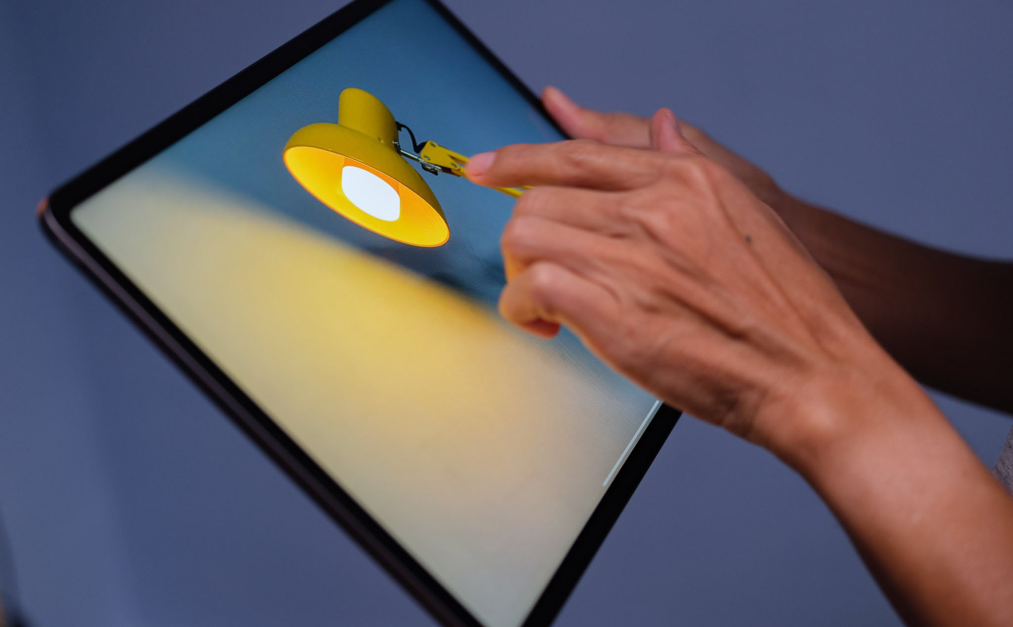 iPad Pro 2022 có thể có sạc không dây và mặt lưng kính