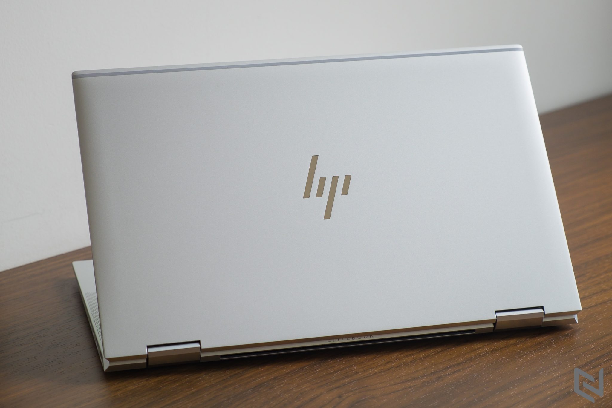 HP EliteBook x360 1030 G8: Bền bỉ, mạnh mẽ, bảo mật cao cấp
