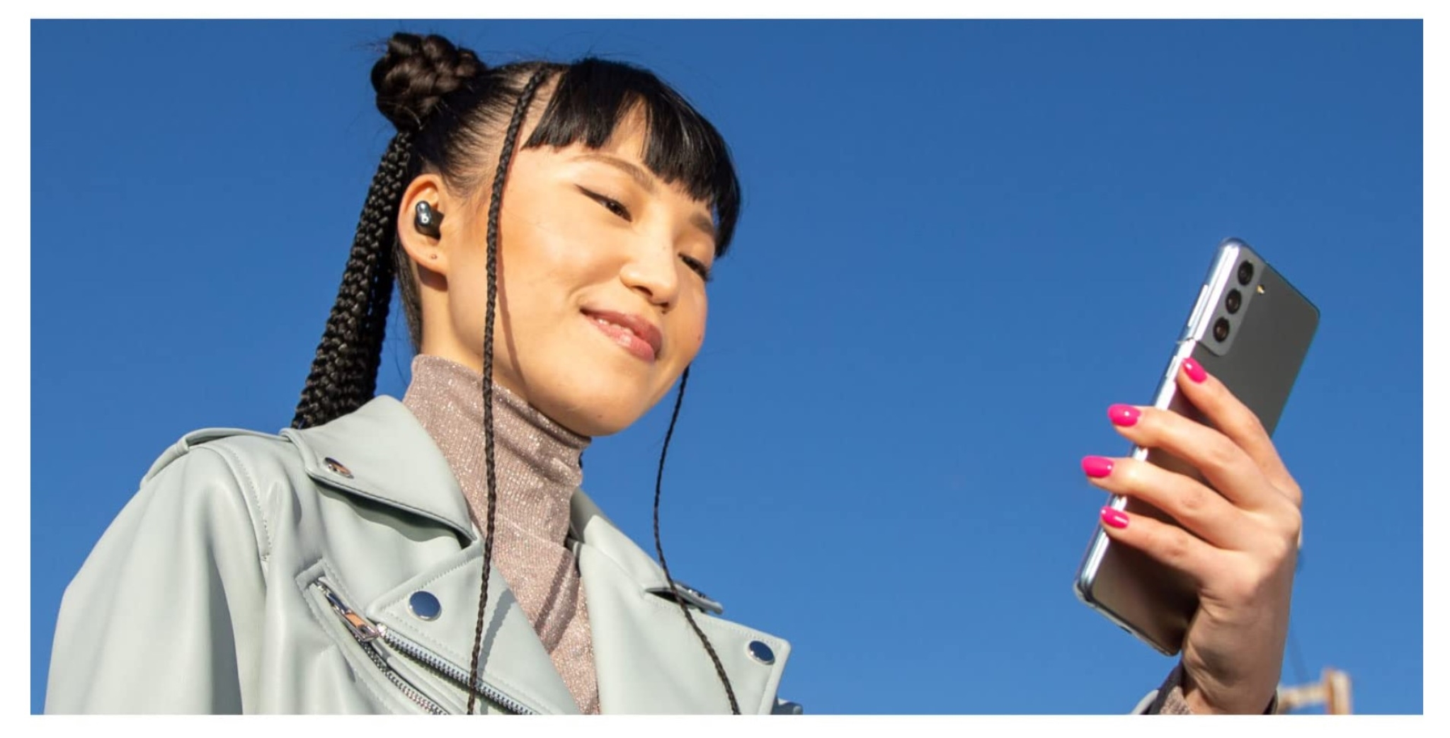 Apple sử dụng Galaxy S21 trong quảng cáo về Beats Studio Buds mới trên trang Amazon của hãng