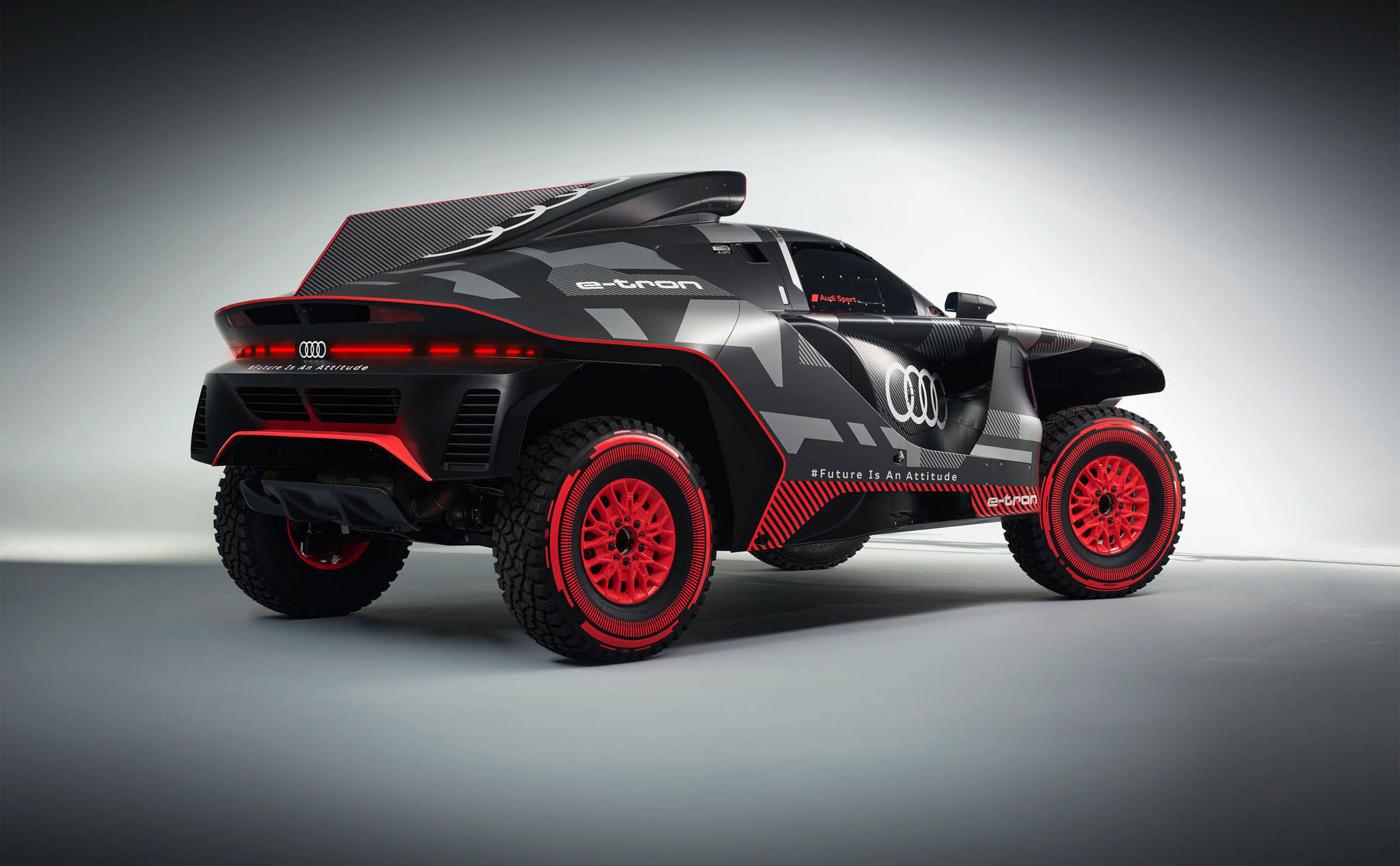Audi RS Q e-tron: Xe điện tranh tài giải đua khắc nghiệt nhất hành tinh, Dakar Rally 2022
