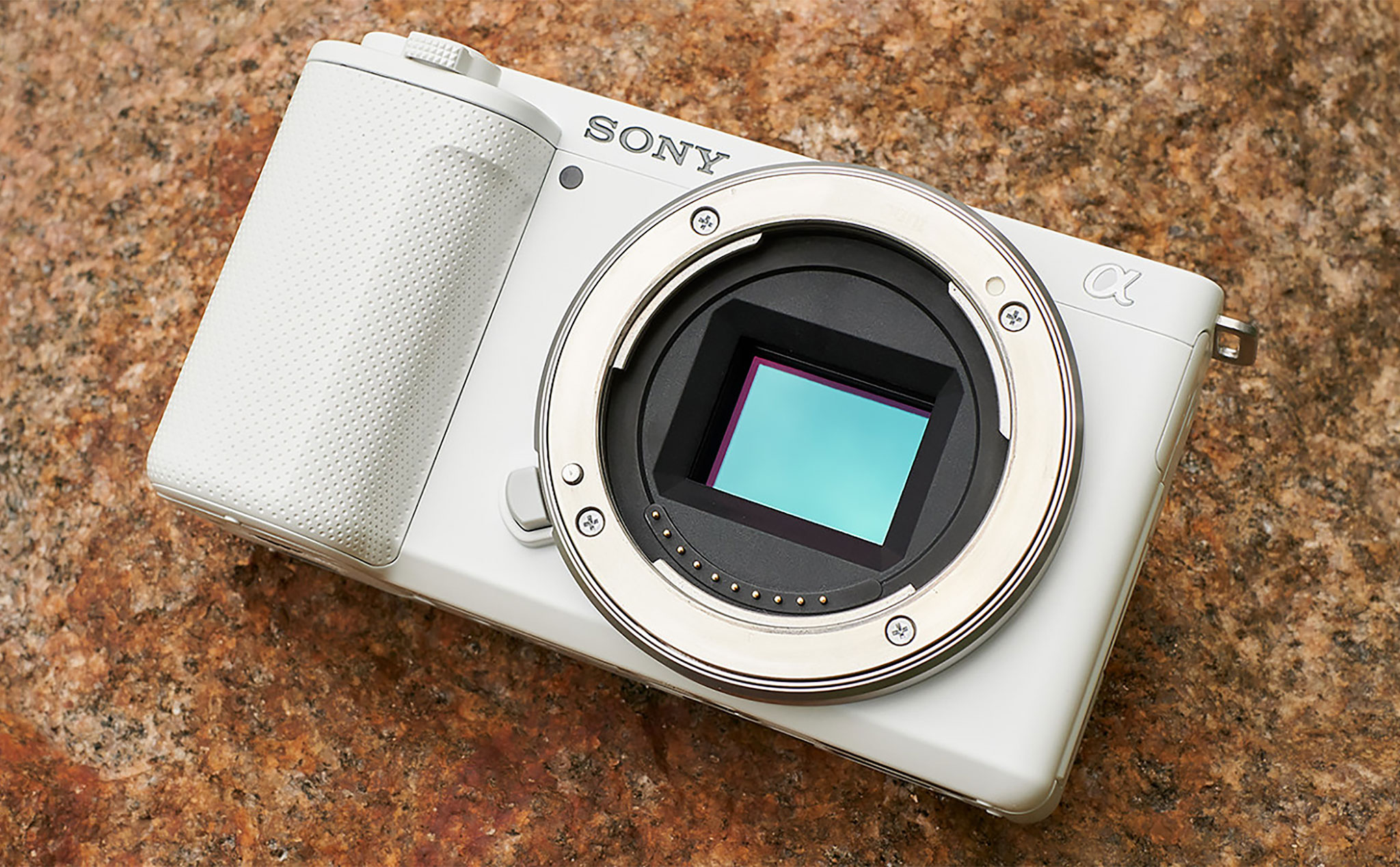Sony ra mắt ZV-E10 máy ảnh dành cho Vlogger: 4K 30p, màn hình lật ...