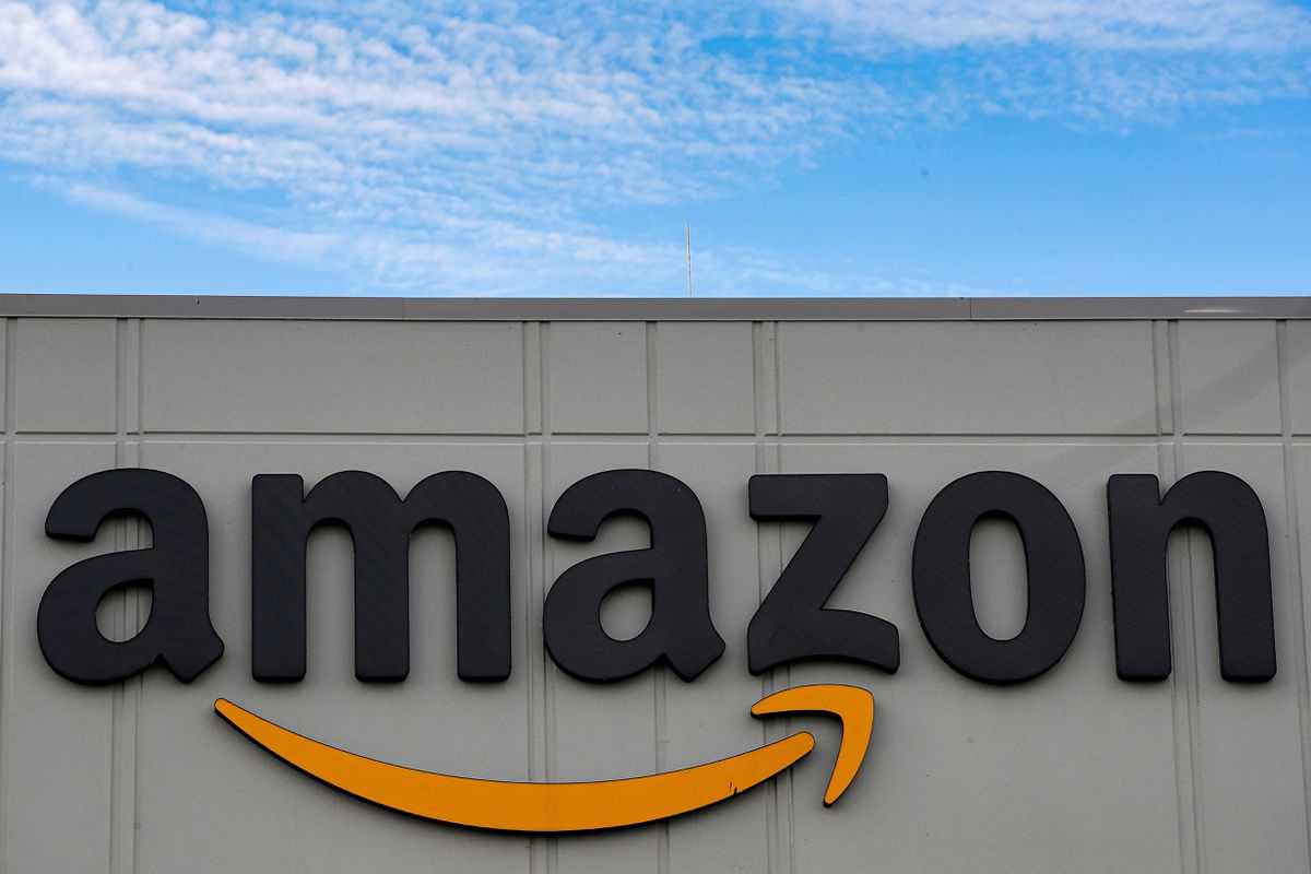 Nhóm thương hiệu Trung Quốc đâm đơn kiện Amazon sau vụ xóa review giả mạo