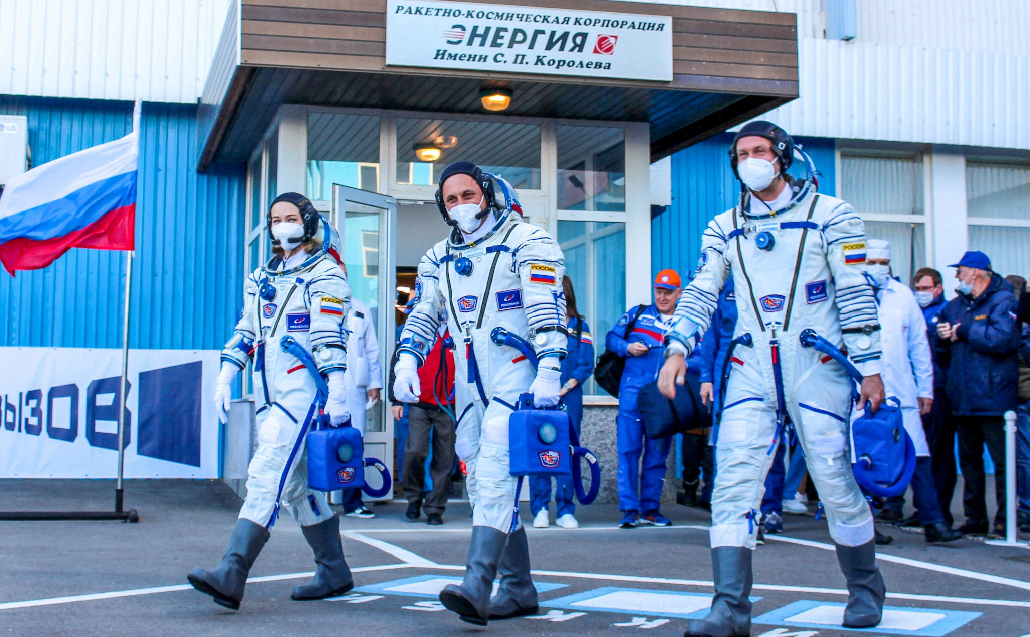 Nga là quốc gia đầu tiên trên thế giới quay phim trong không gian