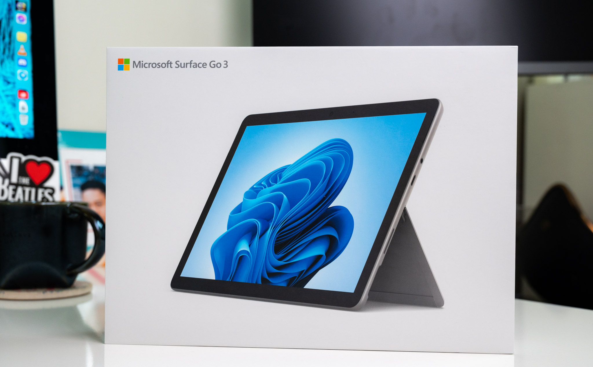 Trên tay Surface Go 3