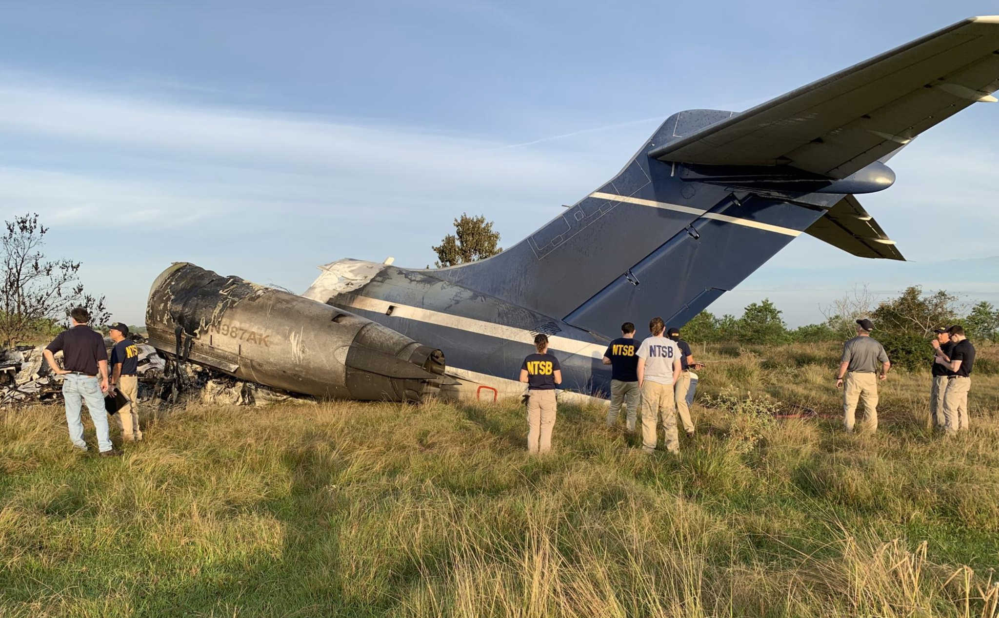Máy bay chở 21 người gặp tai nạn ở Texas, may mắn không ai thiệt mạng
