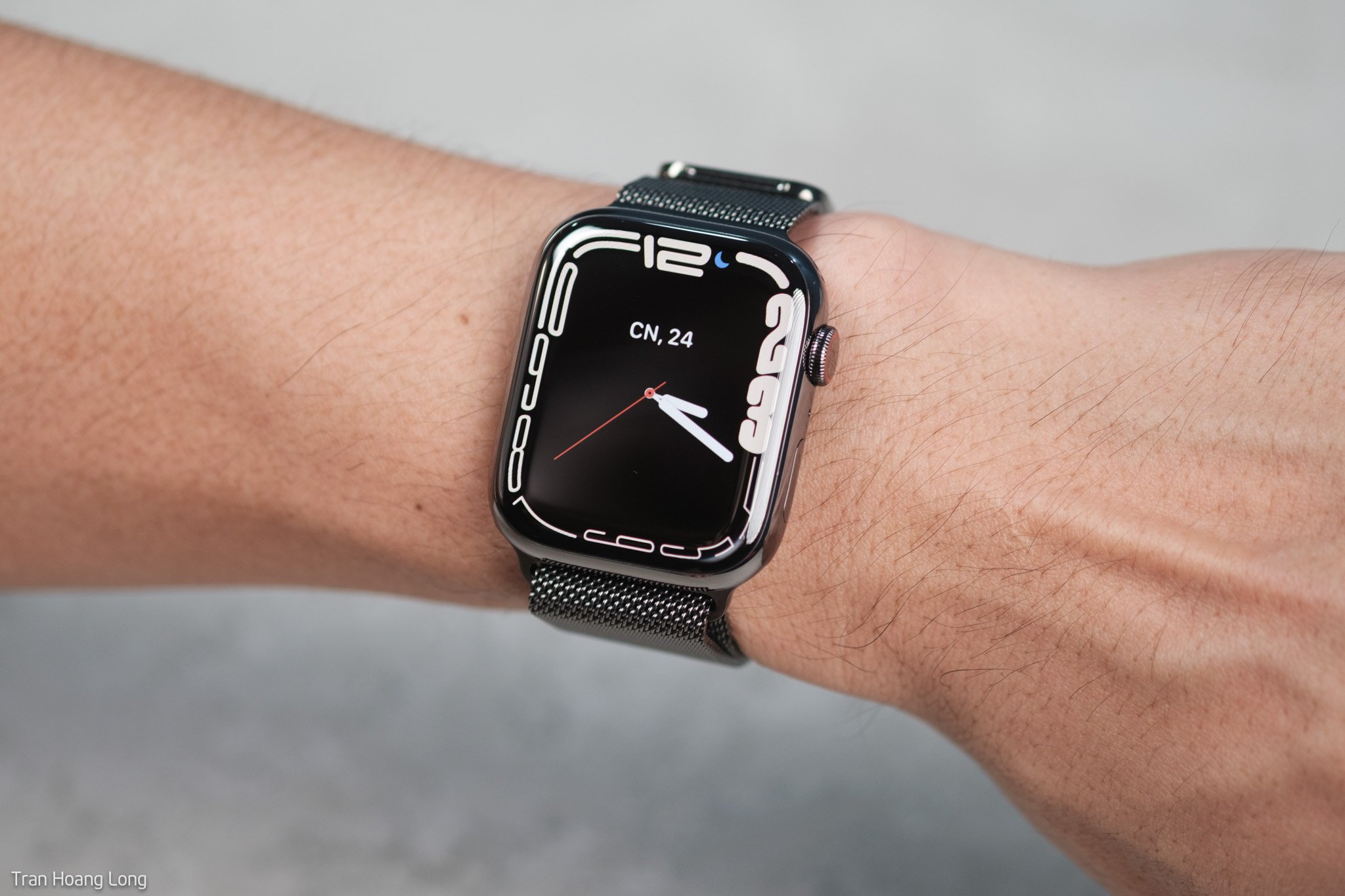 Trên tay Apple Watch Series 7 bản thép đen và dây thép milanese đen siêu đẹp