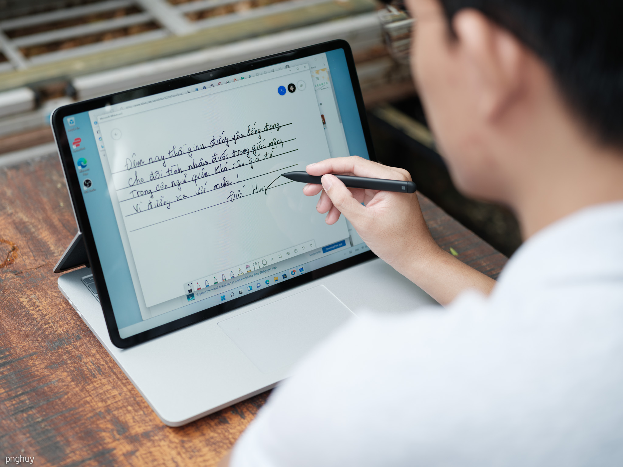 Trải nghiệm Surface Laptop Studio: Sáng tạo nhưng liệu có thiết thực?