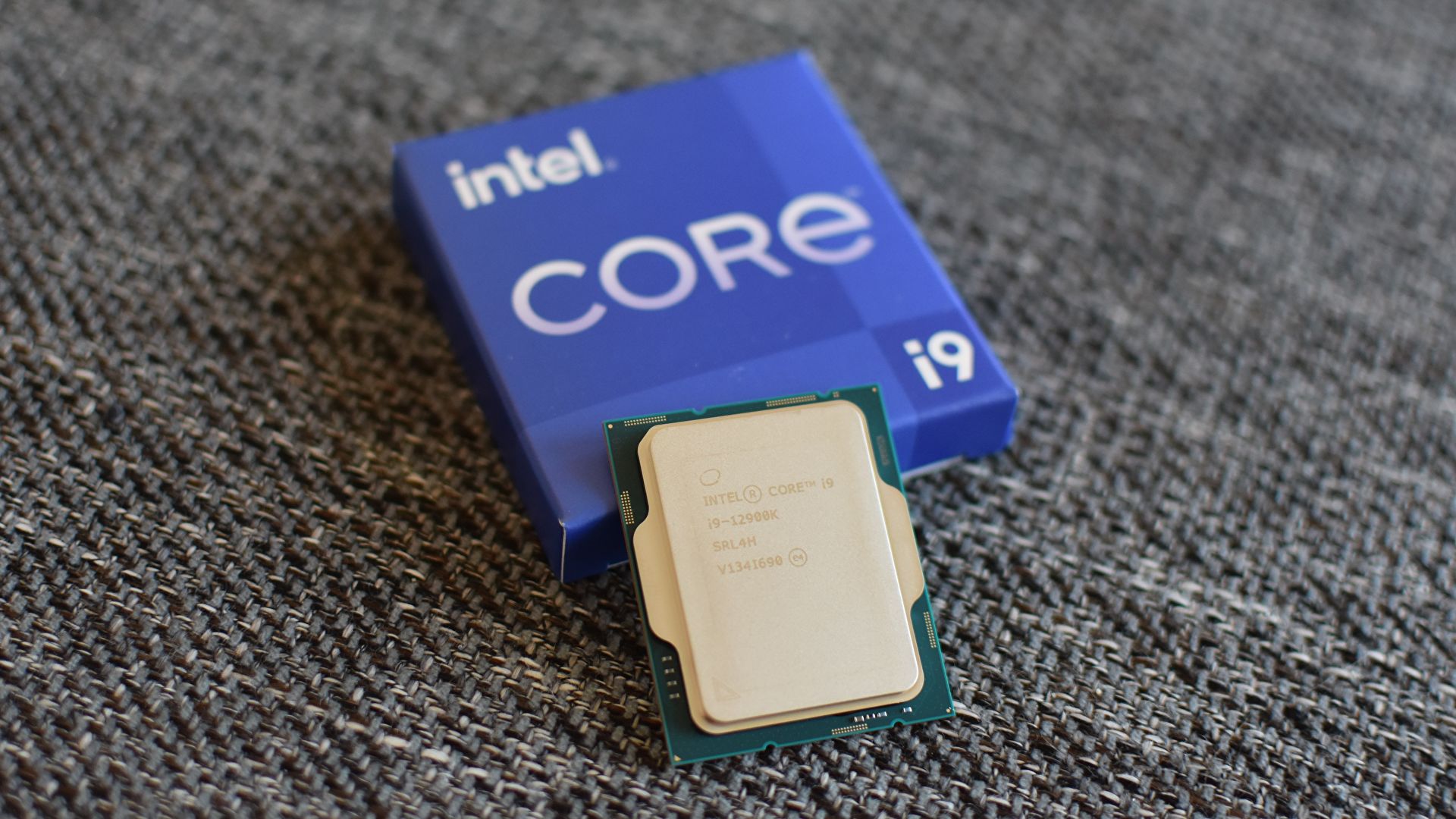 Khoảng 30 game dùng Denuvo không chạy được trên CPU Alder Lake mới của Intel