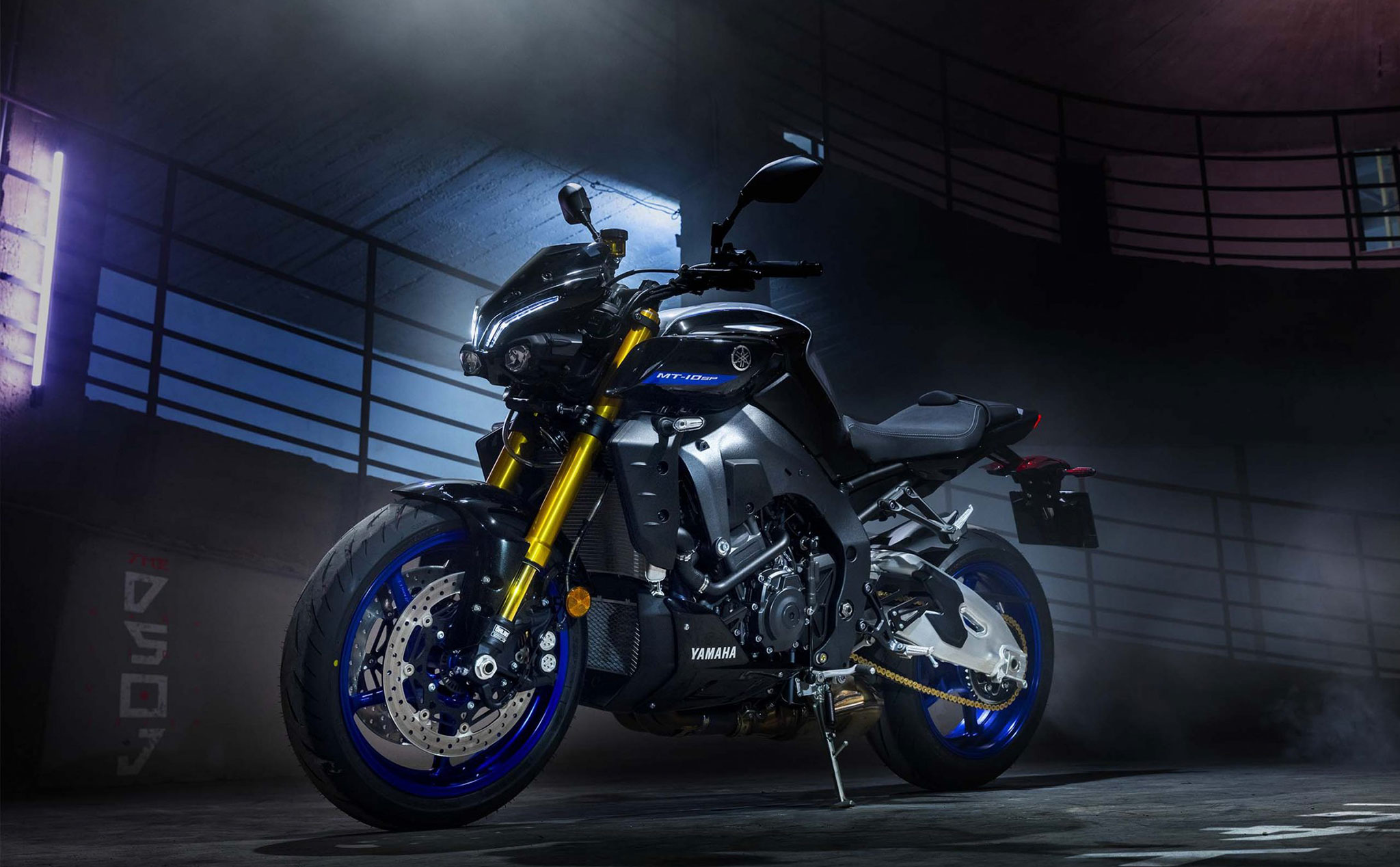 Yamaha MT-10 SP 2022 được ra mắt, giá bán từ 16.899 USD