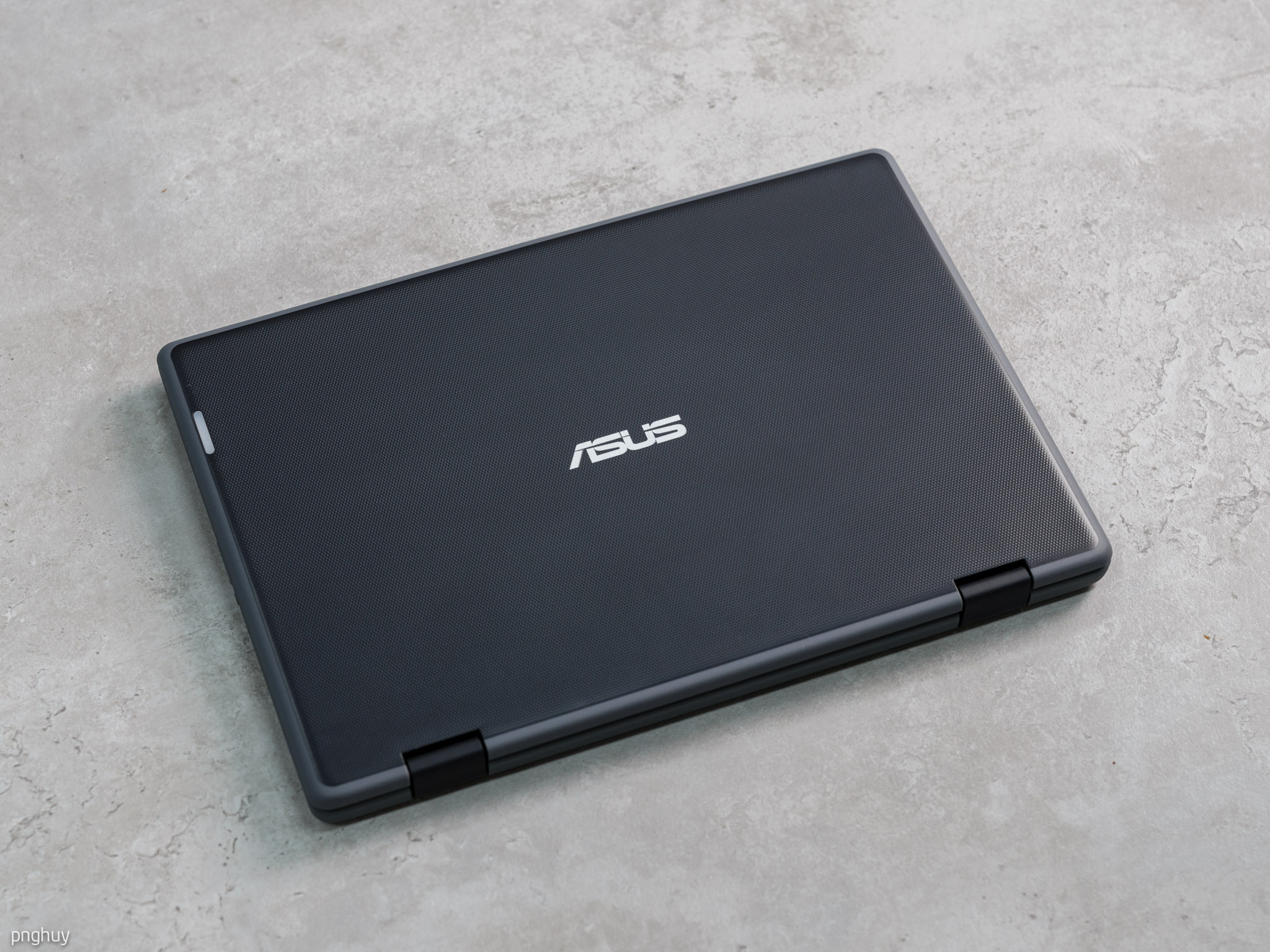 Trải nghiệm ASUS BR1100F: Laptop học đường với thiết kế mô đun cứng cáp, mức giá dễ tiếp cận