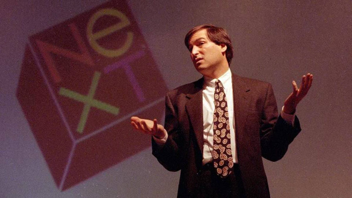 25 năm trước, Apple thâu tóm lại NeXT với giá 425 triệu đô, đồng thời mang Steve Jobds trở lại...
