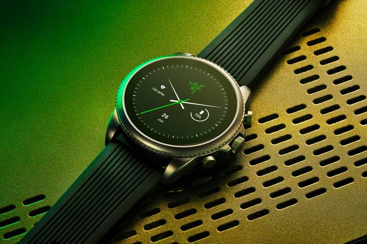 Đây là Fossil Gen 6 phiên bản hợp tác với Razer, giá 325 đô