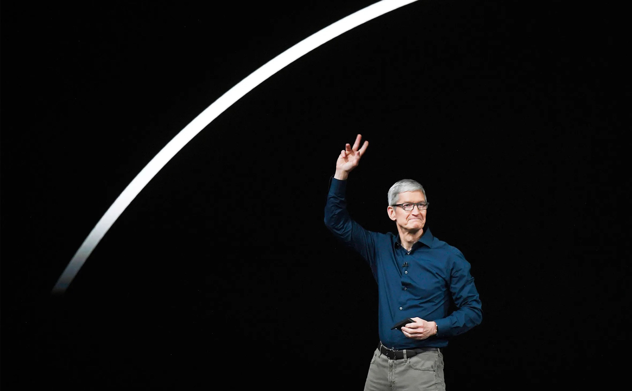 Tim Cook: có hơn 1,8 tỷ thiết bị Apple đang hoạt động