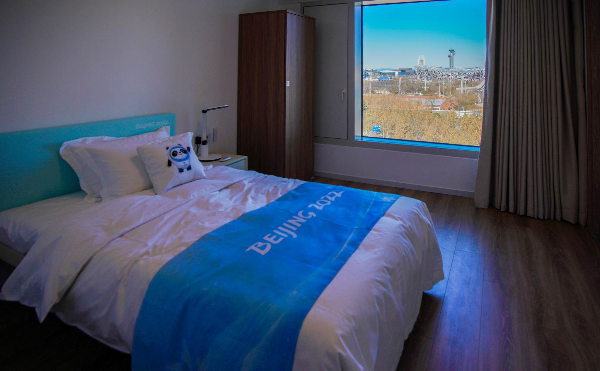 Giường nghỉ tại Olympic mùa đông Bắc Kinh sẽ có chế độ không trọng lực và điều khiển từ xa