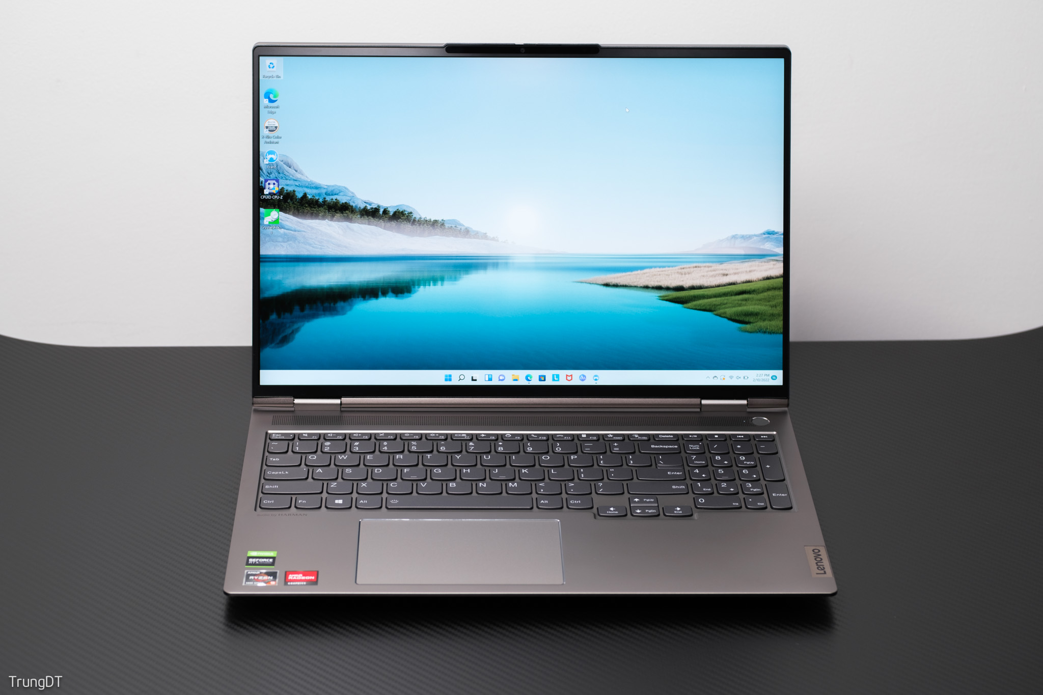 Lenovo_ThinkBook_16p_Gen_2_AMD_tinhte_8.jpg