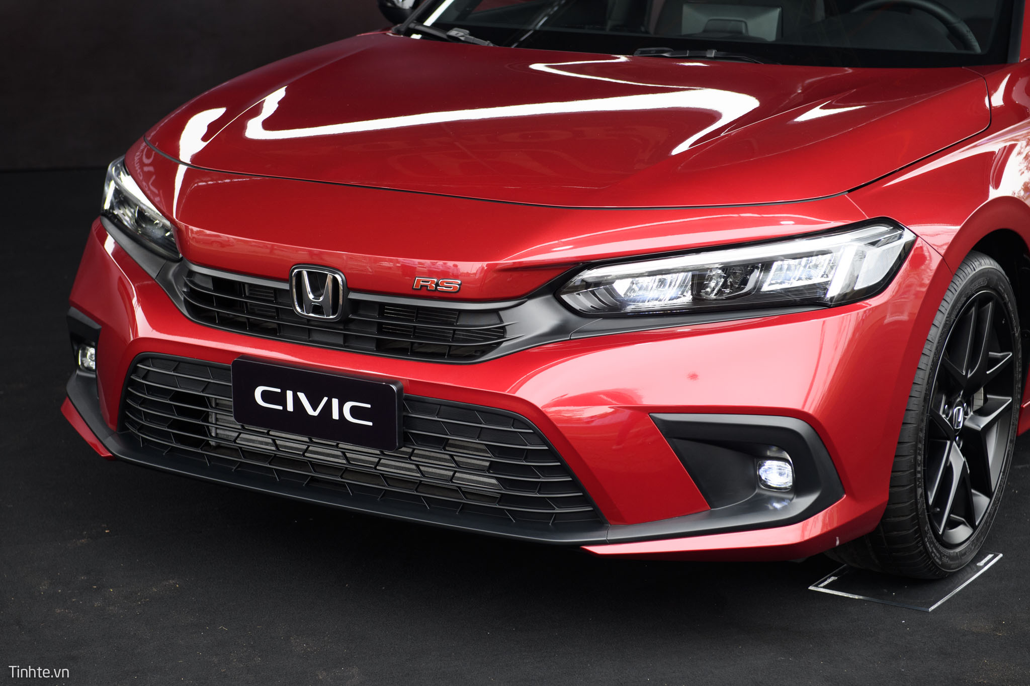 Trên tay Honda Civic 2022 hoàn toàn mới, 7 phần lịch lãm 3 phần thể thao