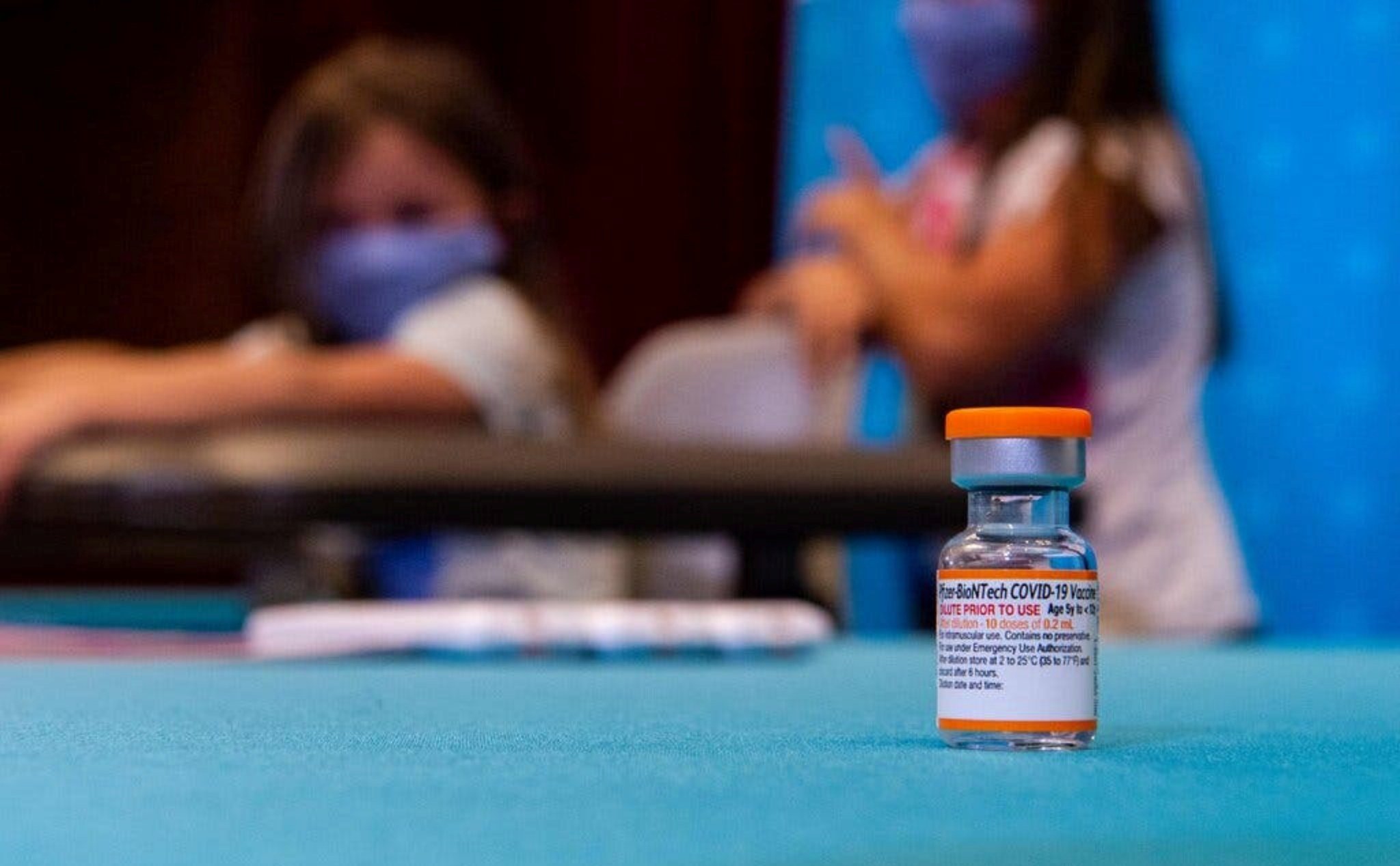 Vaccine của Pfizer có hiệu lực rất kém chống lại virus ở nhóm trẻ từ 5 đến 11 tuổi