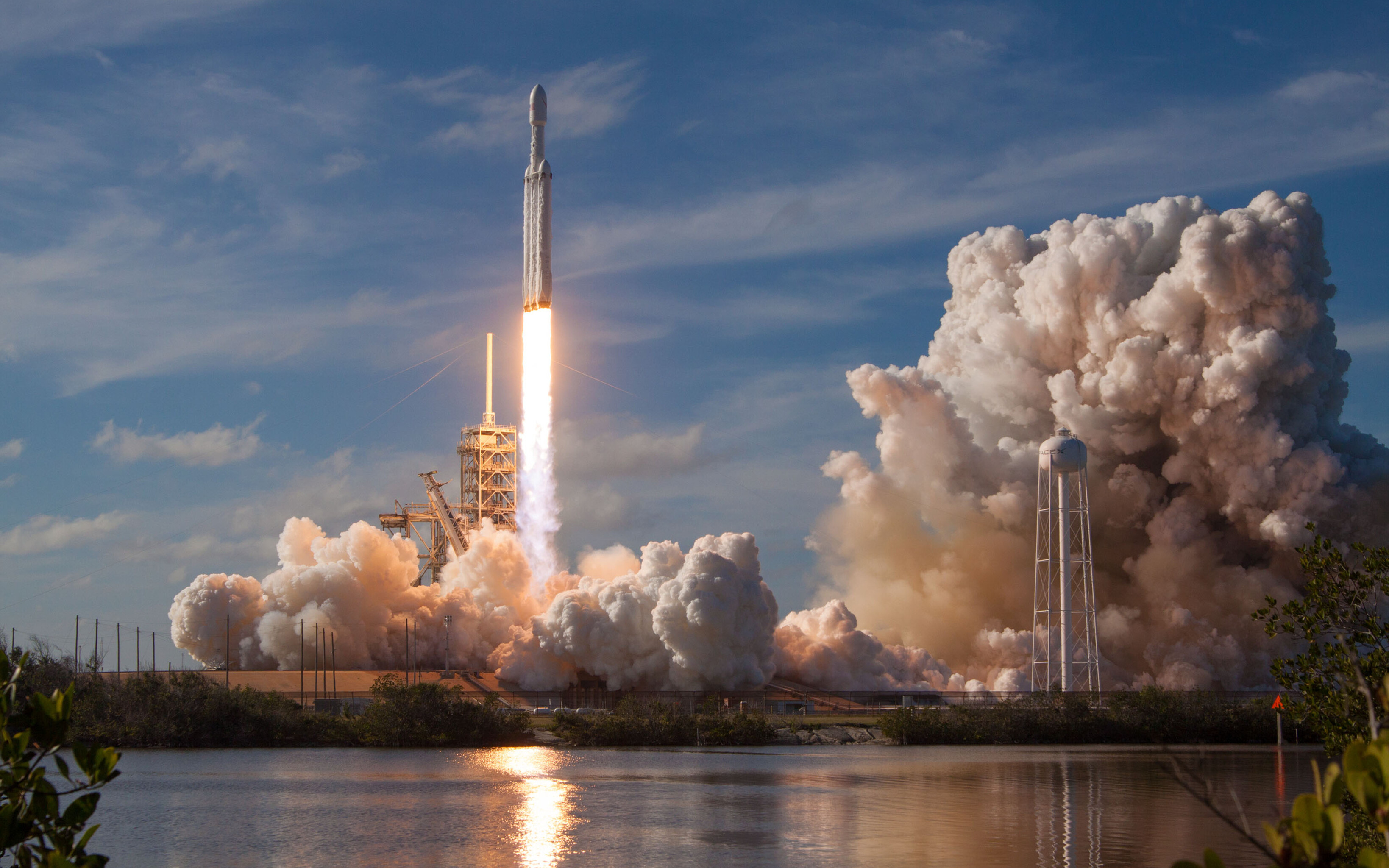 SpaceX phóng 48 vệ tinh Starlink và hạ cánh tên lửa vào ngày 9/3