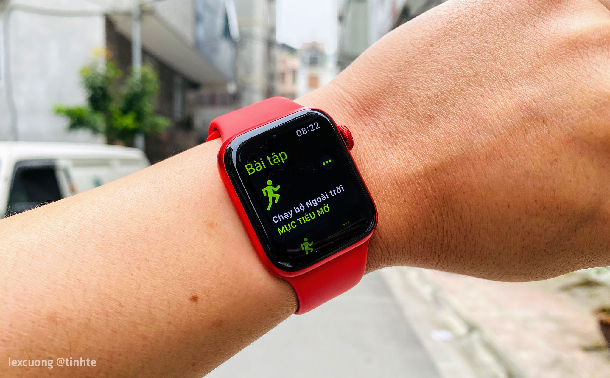 5888198_Apple_Watch_Series_6_RED_Product_chedo.jpg