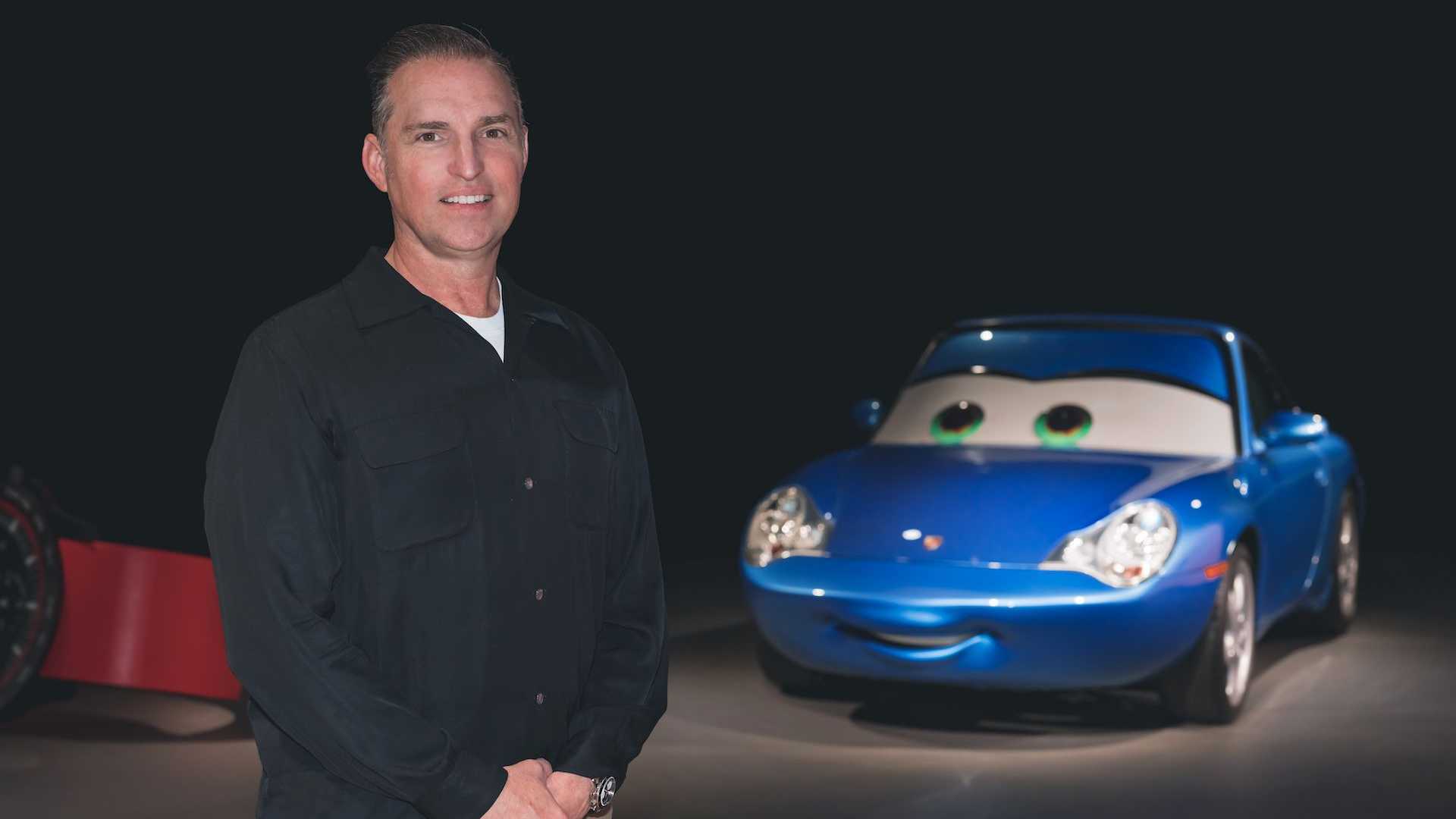 Porsche và Pixar hợp tác đưa cô nàng Sally trong "Cars" ra đời thực, đem đấu giá làm từ thiện