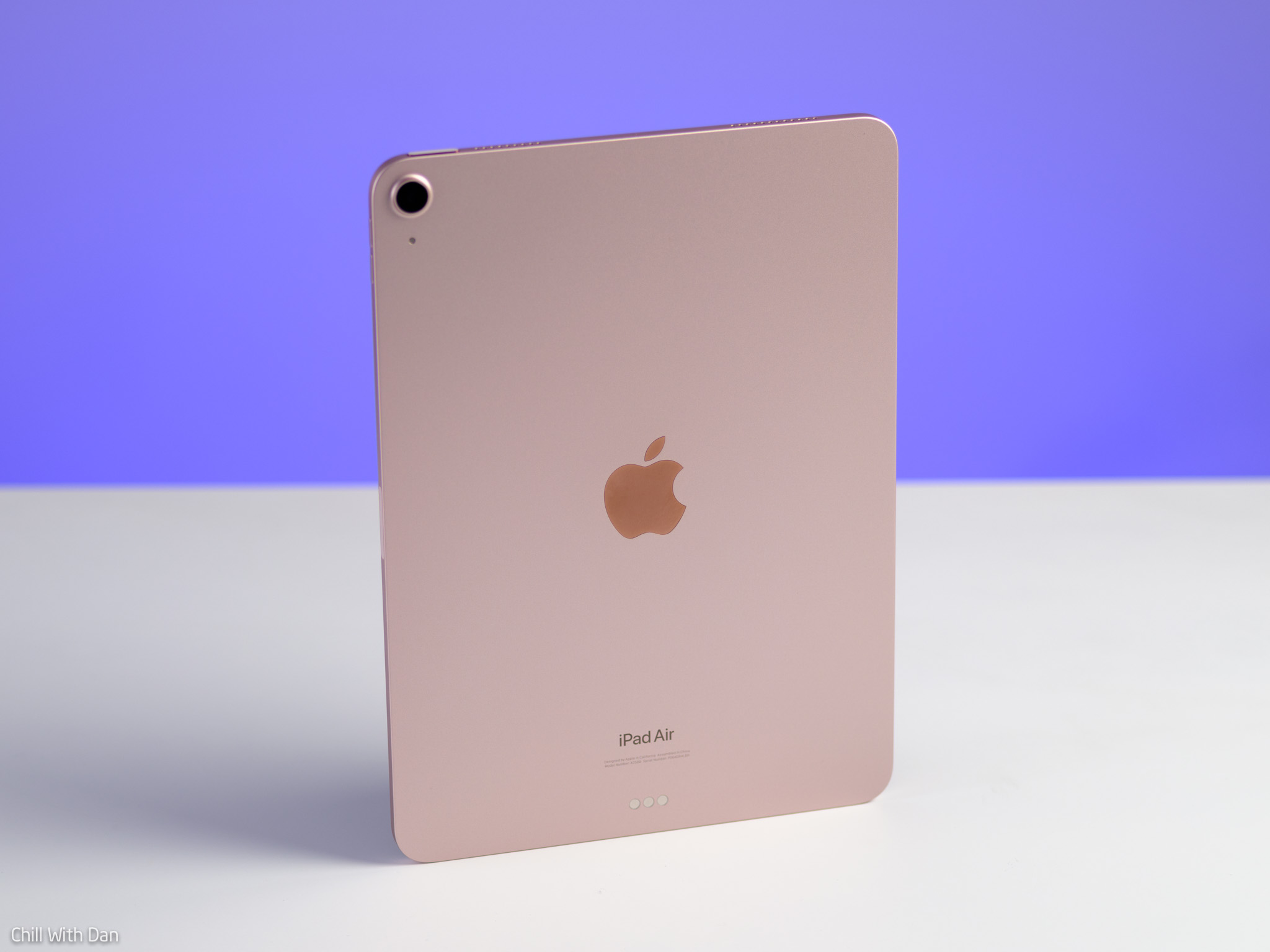 iPad Air 5 là chiếc iPad tuyệt vời, nhưng nó sẽ không thay thế cho iPad Pro M1