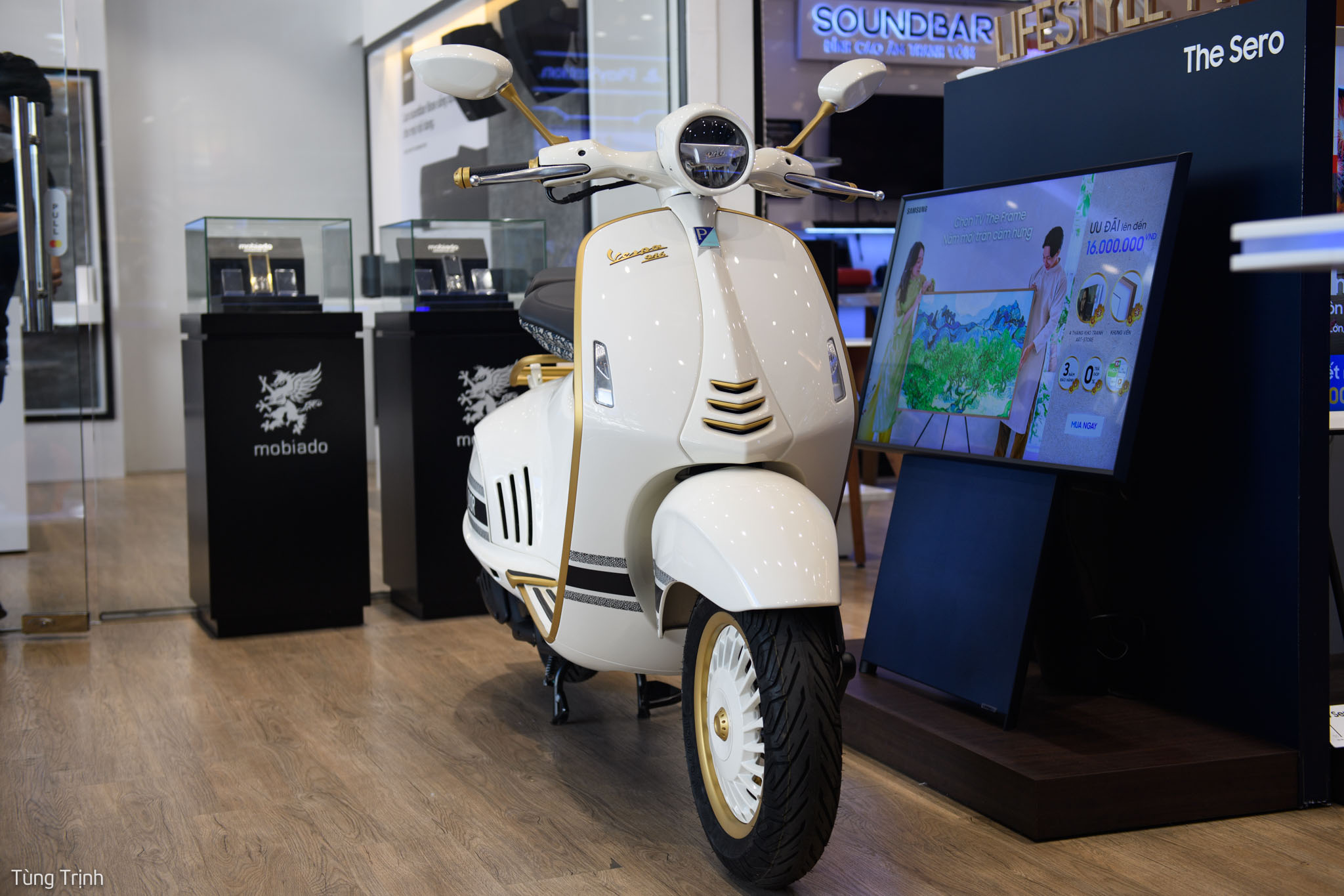 $36,000 'Christian Dior' Vespa 946 heading for Australia