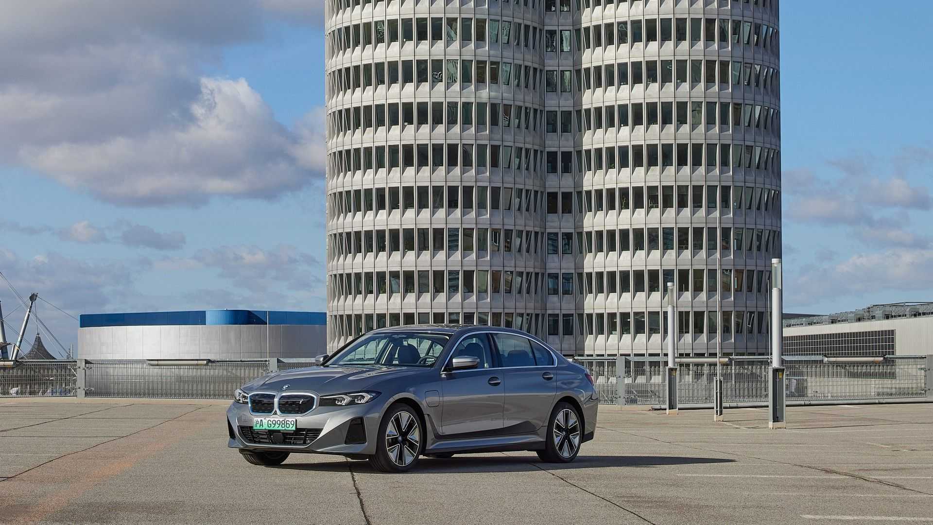 BMW ra mắt 3-series chạy điện hoàn toàn, chỉ dành cho TQ