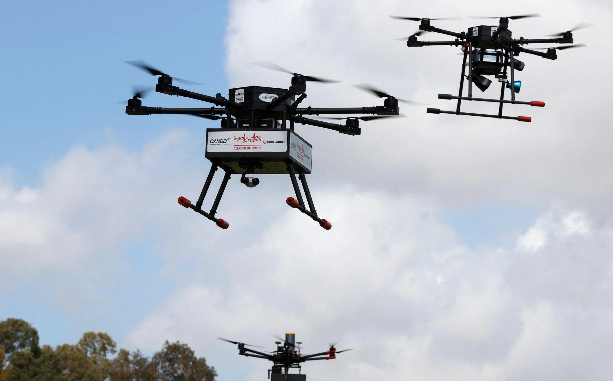 Một loạt các công ty lớn bắt đầu áp dụng drone trong vận chuyển hàng tại Mỹ