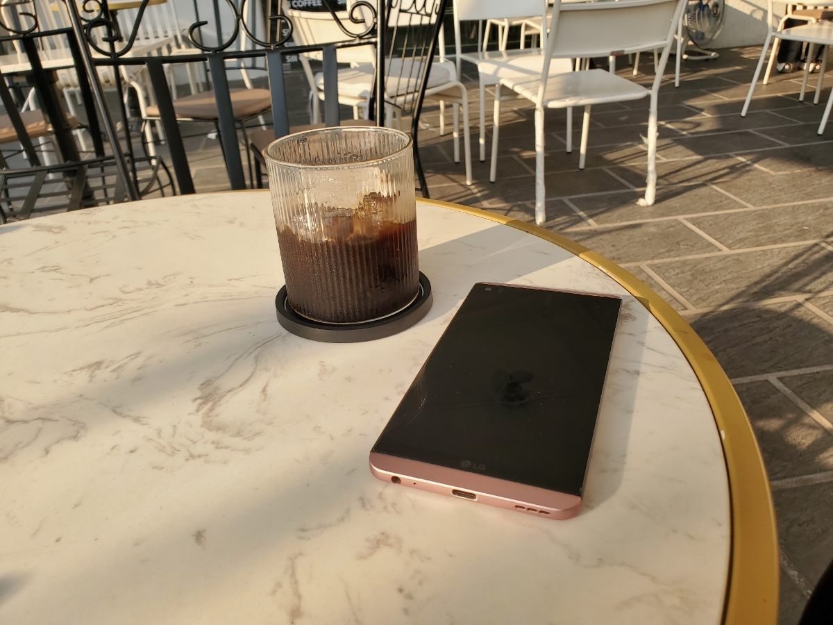 Cafe cuối tuần cùng LG V20