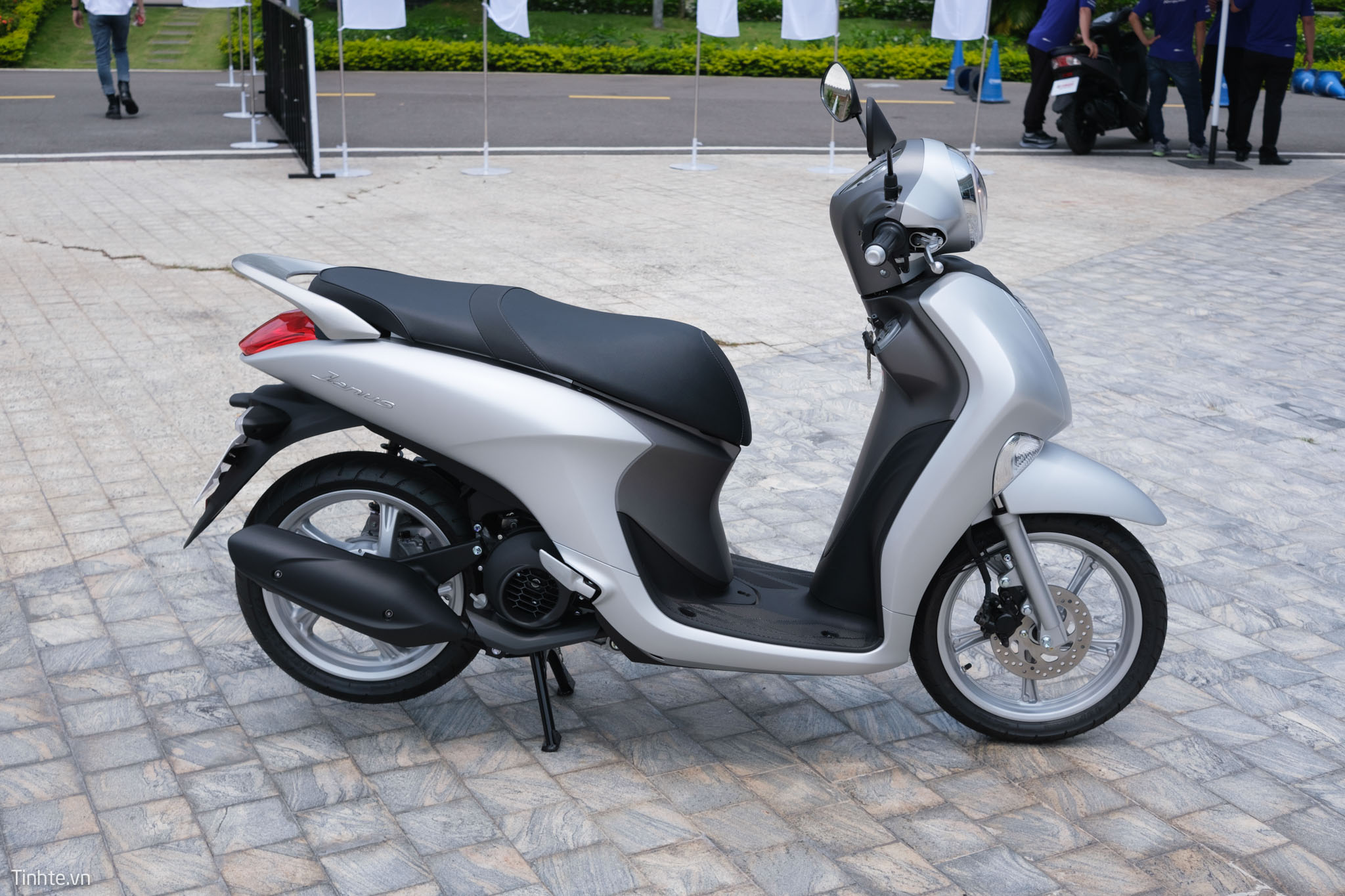 Giá Xe Yamaha Janus 2022 Mới Nhất Tháng 72022  Quang Ya  YouTube