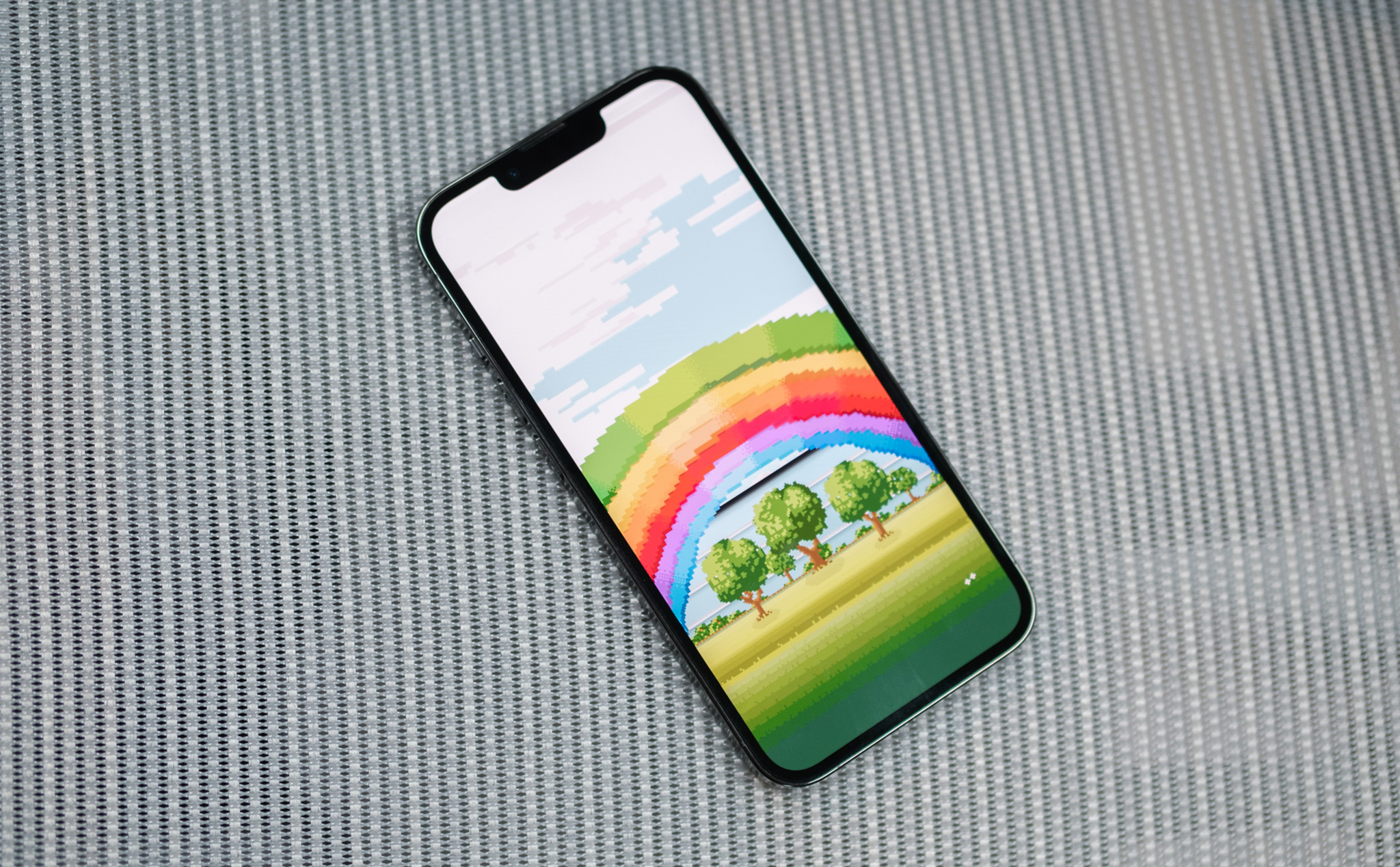 Berbagi beberapa wallpaper iPhone cantik untuk kalian: sederhana, penuh warna | Ditulis oleh Mikeknowsme