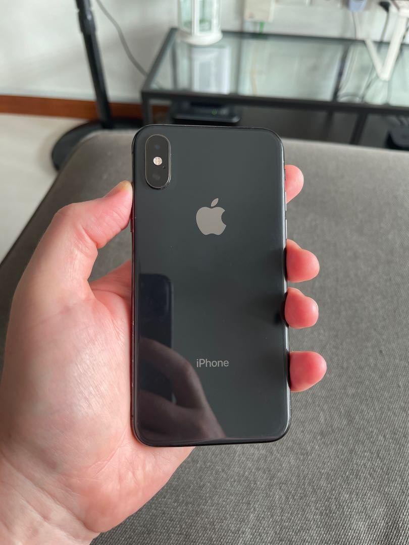 Thực sự mình muốn kinh khủng Apple làm lại cái size 5.8" của con iPhone X hic hic