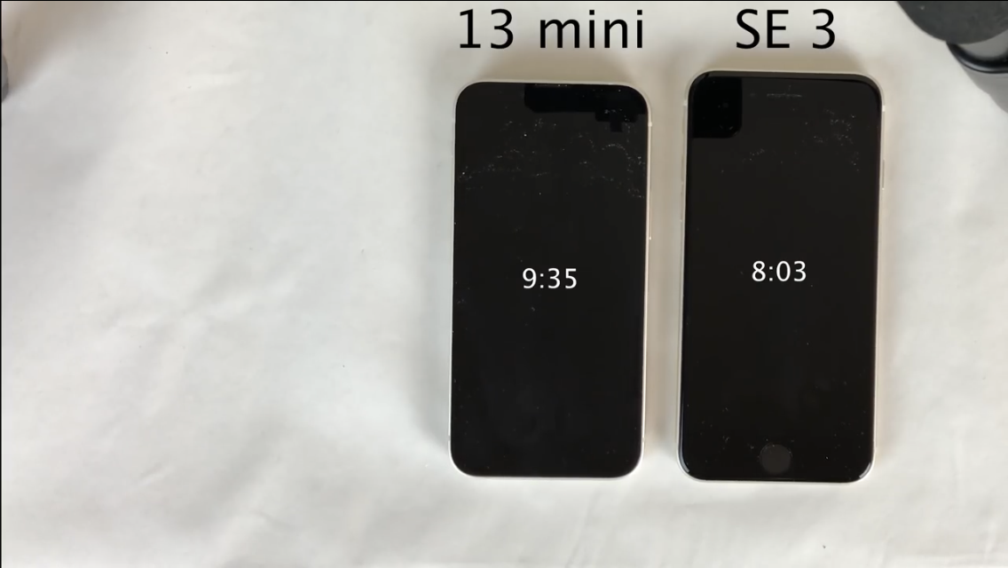 Battery Test iPhone 13 Mini vs iPhone SE 3.