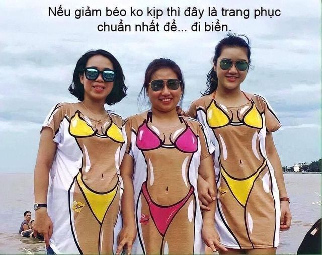 Khi đi biển mà tự ti về ngoại hình thì giờ đây đã có giải pháp #tinhtefact #xe máy #hỏi tinh tế