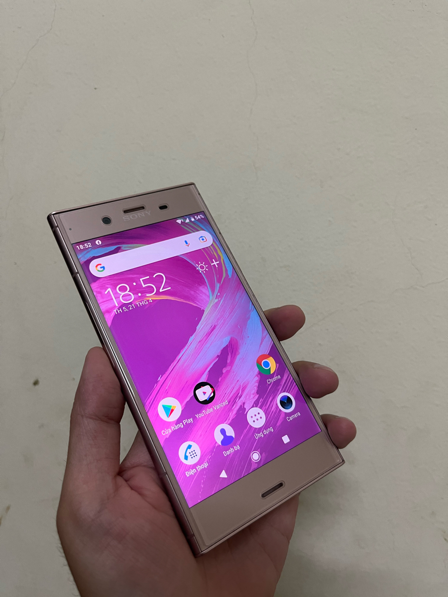 Sony xz1 mua cũ làm máy phụ vẫn còn cái chất.