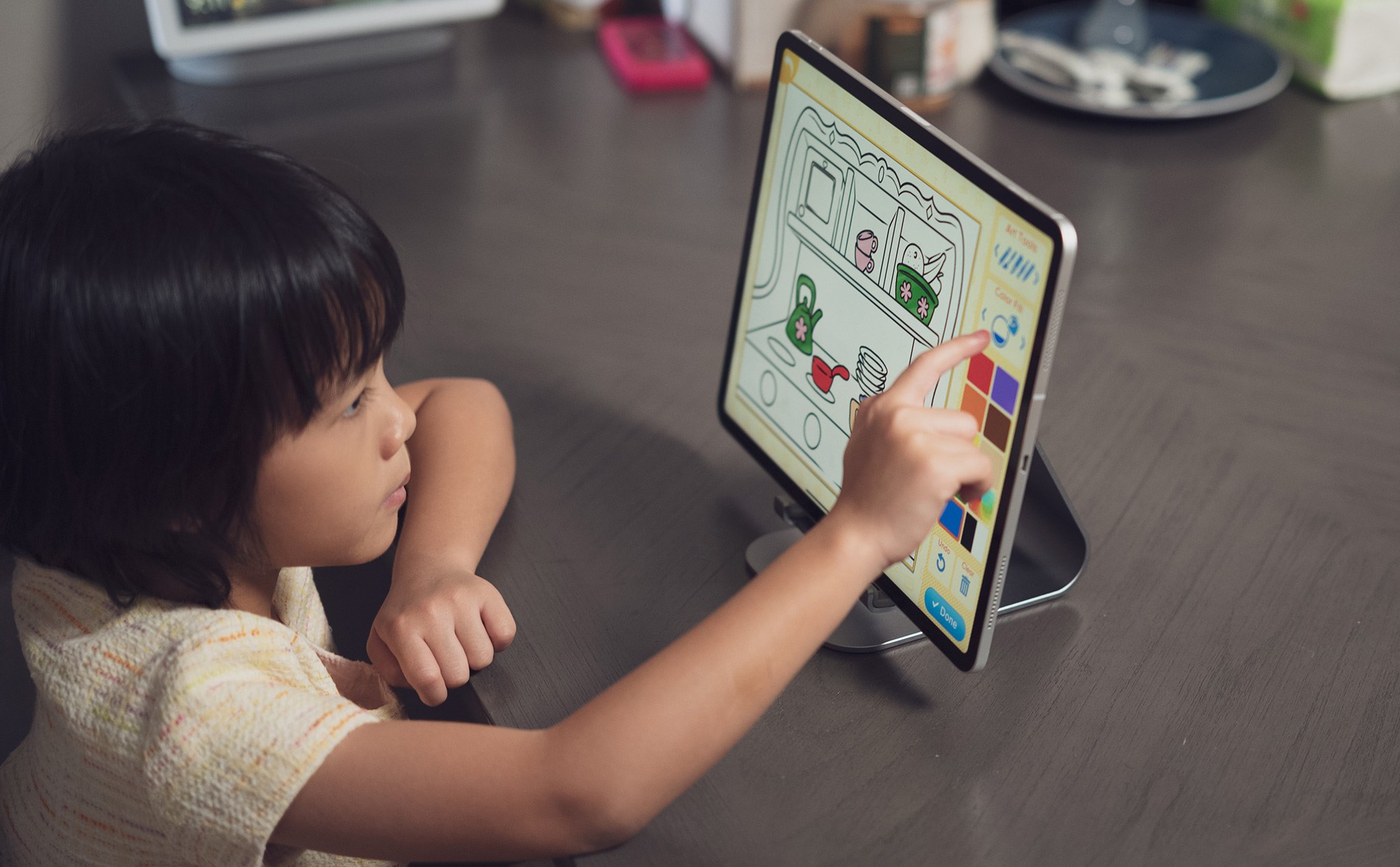 Nghiên cứu: Trẻ em chơi điện tử có IQ cao hơn 2,5 điểm so với trung bình
