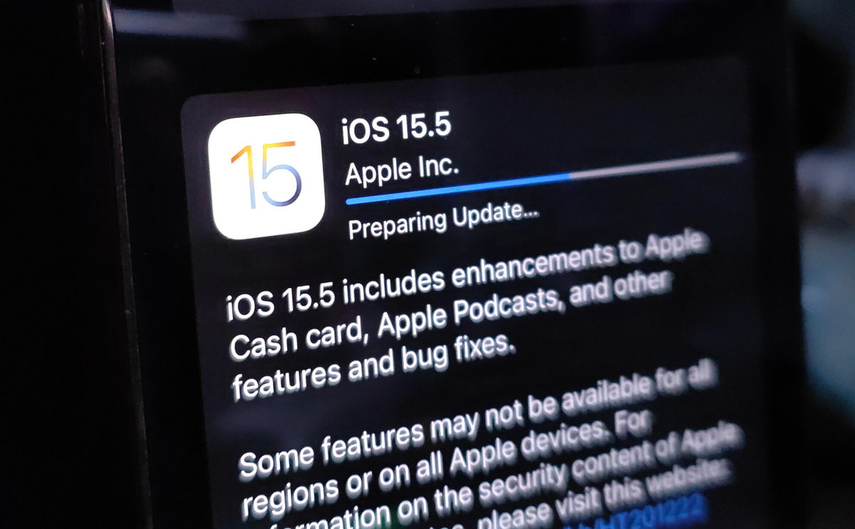 iOS 15.5 chính thức mời anh em lên.