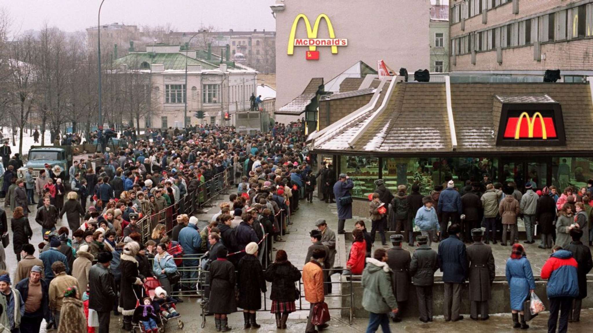 029 McDonald's Moscow.jpg