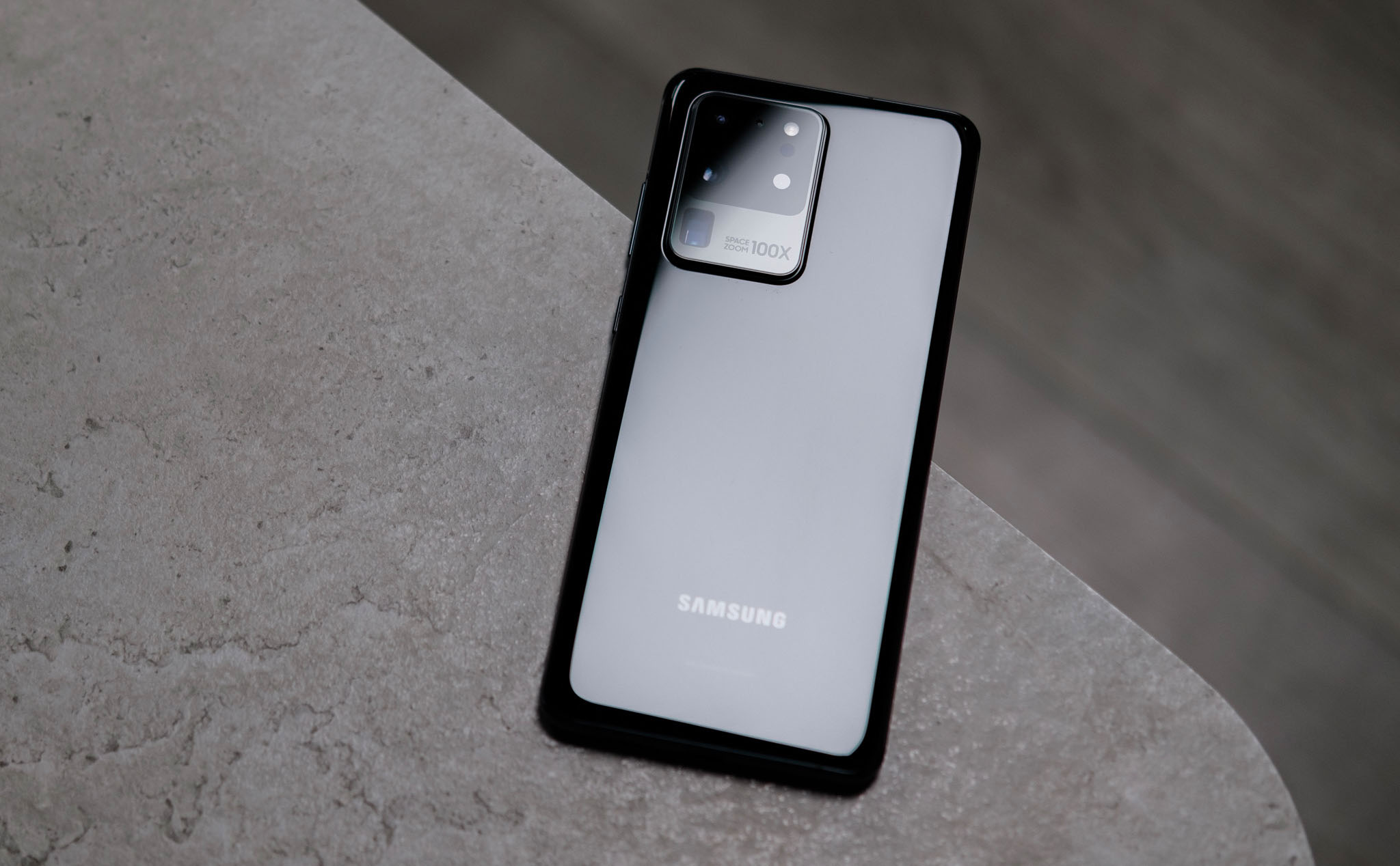 Năm 2021, người Mỹ chọn Galaxy S20 Ultra là mẫu smartphone yêu thích nhất
