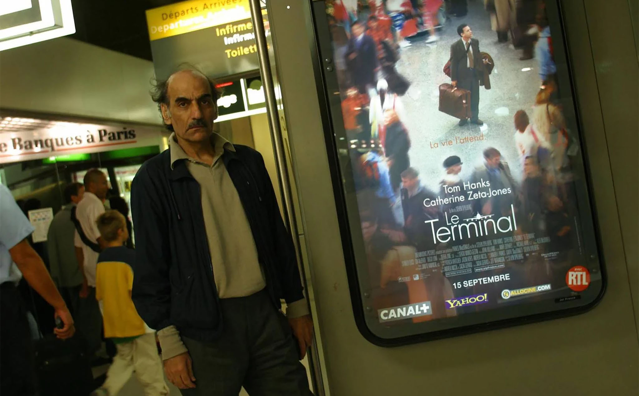 Người đàn ông bị kẹt tại sân bay 18 năm - câu chuyện thật đằng sau bộ phim The Terminal