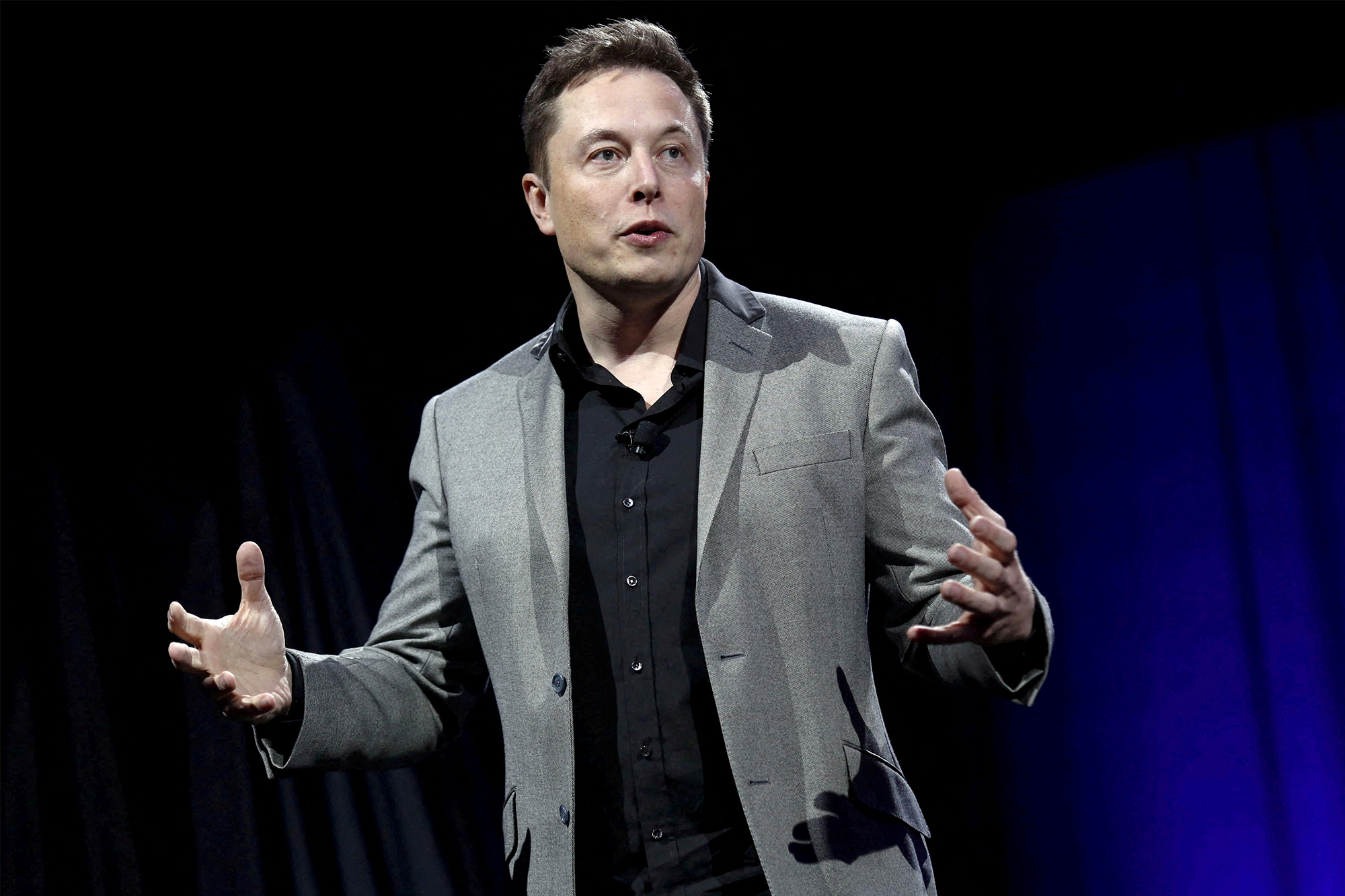 Ủy ban chứng khoán Mỹ "soi" Elon Musk, cho rằng ông này trái luật khi công bố cổ phần Twitter