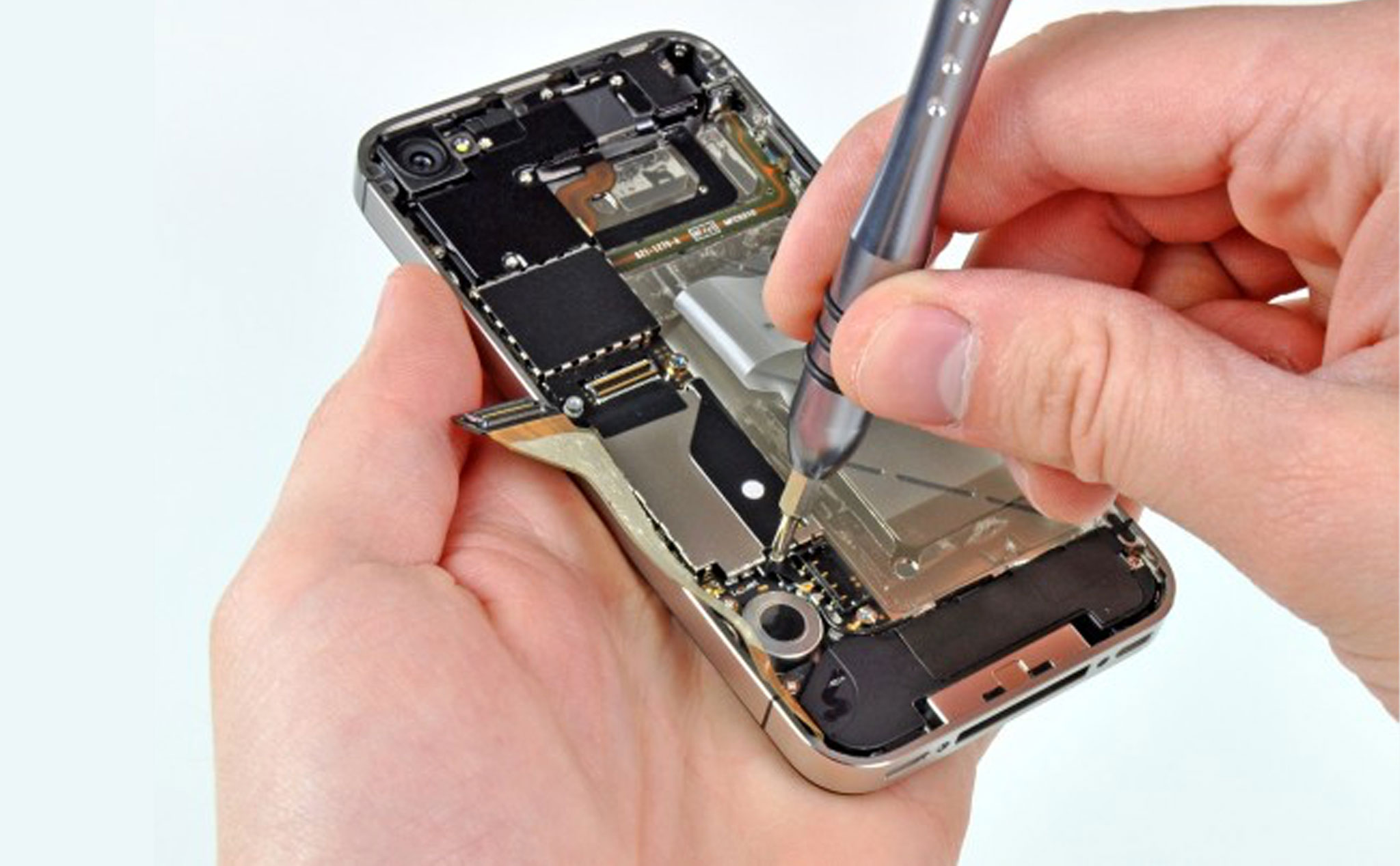 Pin iPhone 7, iPhone 7 Plus bao nhiêu mAh? Xem giải đáp ngay tại đây