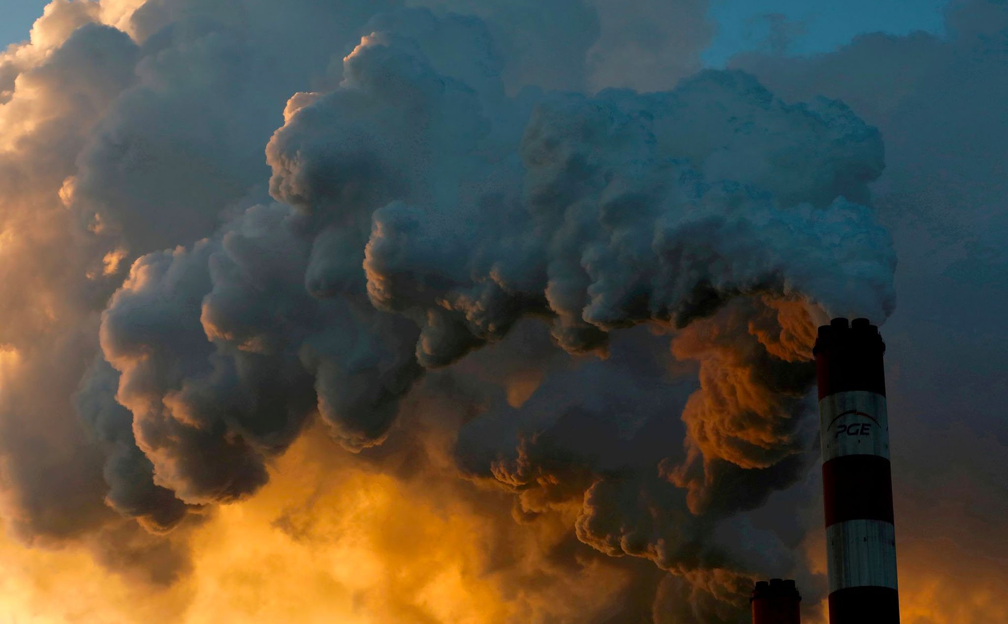 Khí thải CO₂ trên Trái đất hiện đang ở mức cao nhất từng được ghi nhận trong lịch sử loài người