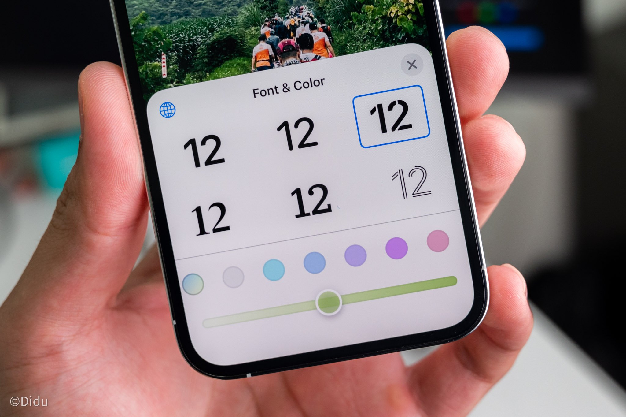 Màn hình khóa trên iOS 16: \