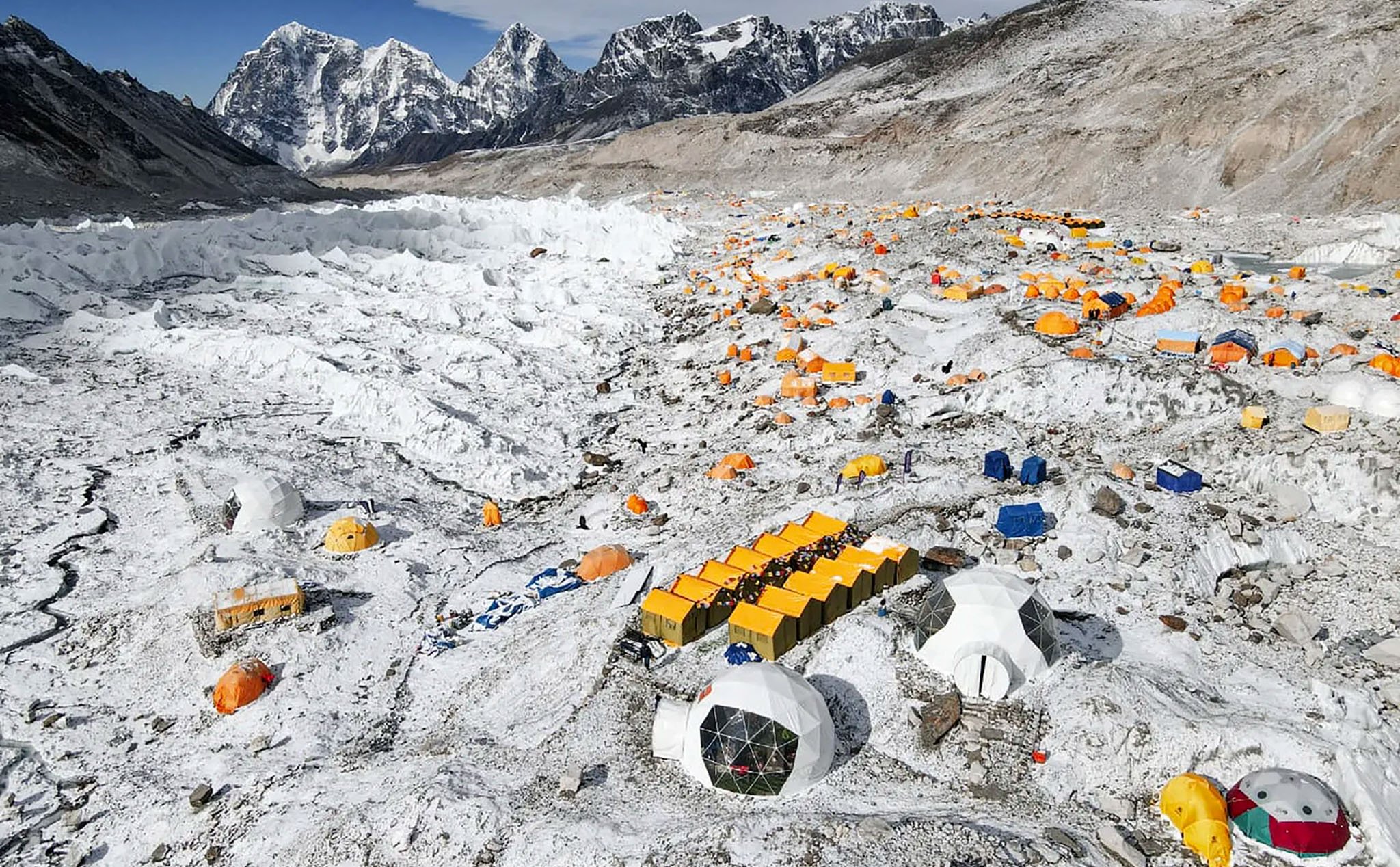 Nepal sẽ di dời khu trại Everest Base Camp do tình trạng băng tan ngày