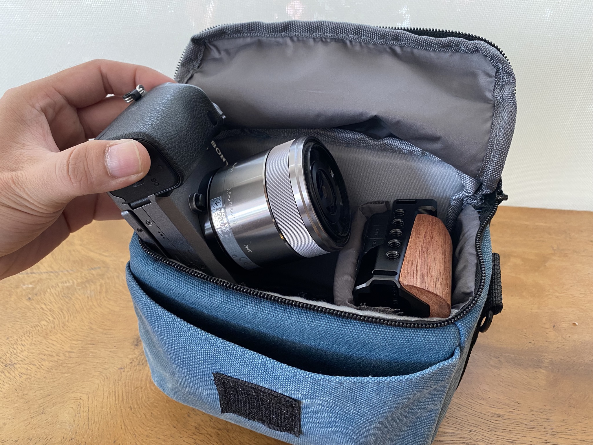 Review túi máy ảnh Canvas Photoman: cơ bản, tiện dụng, giá 125k