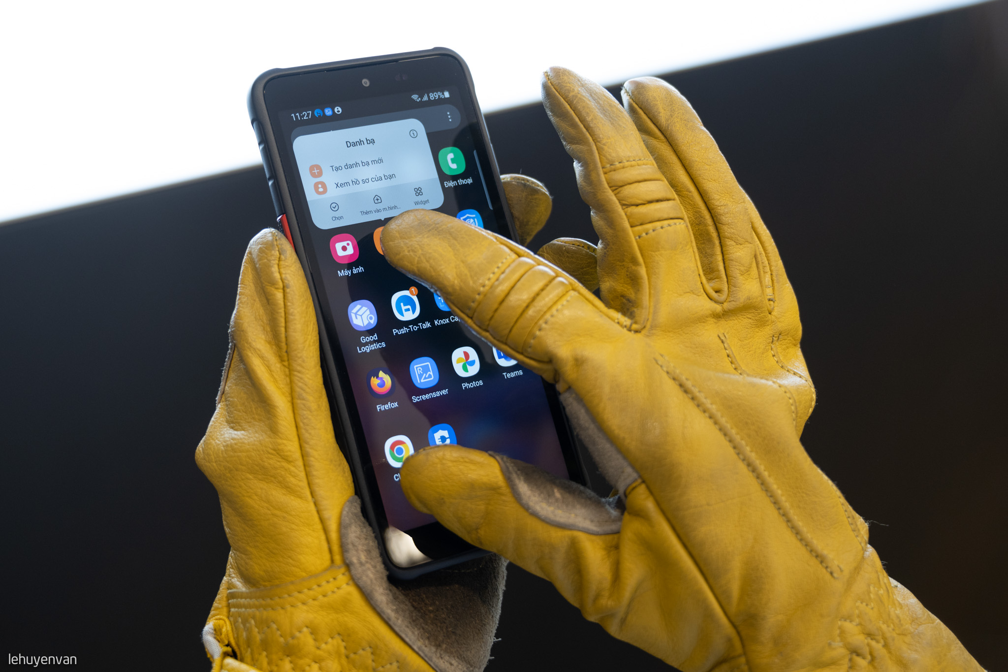 Trên tay Galaxy XCover 5 chính hãng: Bộ đàm di động với pin tháo rời, dùng được với găng tay