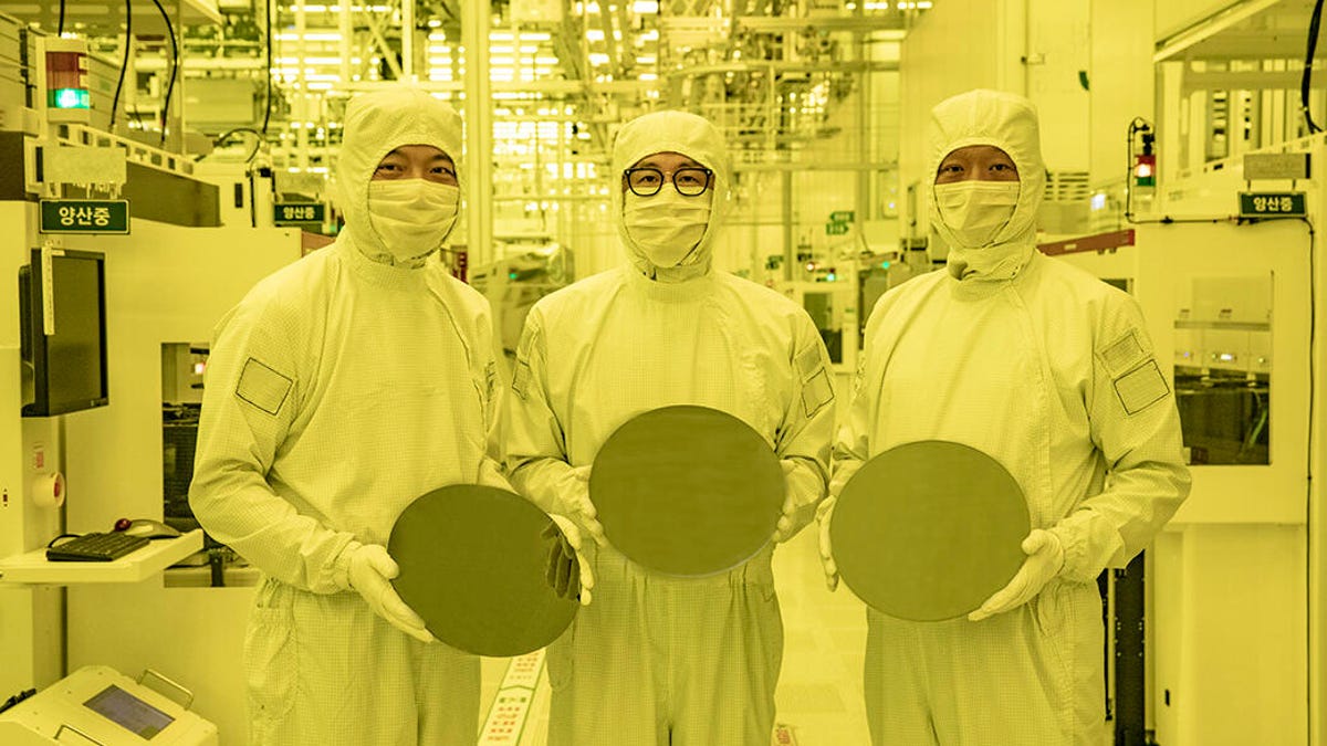 Samsung bắt đầu sản xuất hàng loạt chip 3nm
