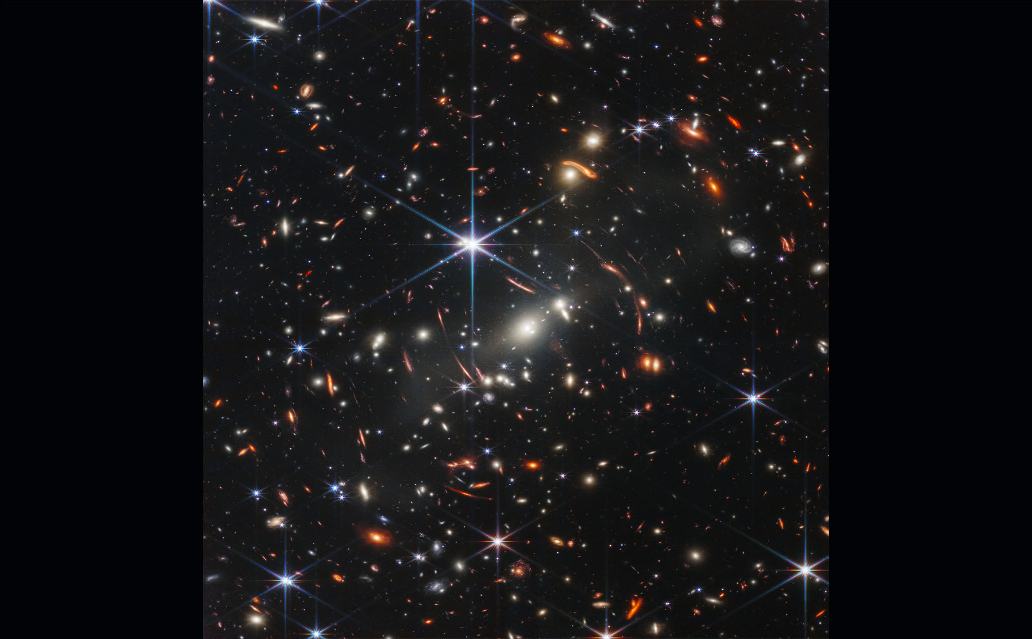 NASA vừa công bố bức ảnh sắc nét đủ màu đầu tiên do kính viễn vọng James Webb chụp được